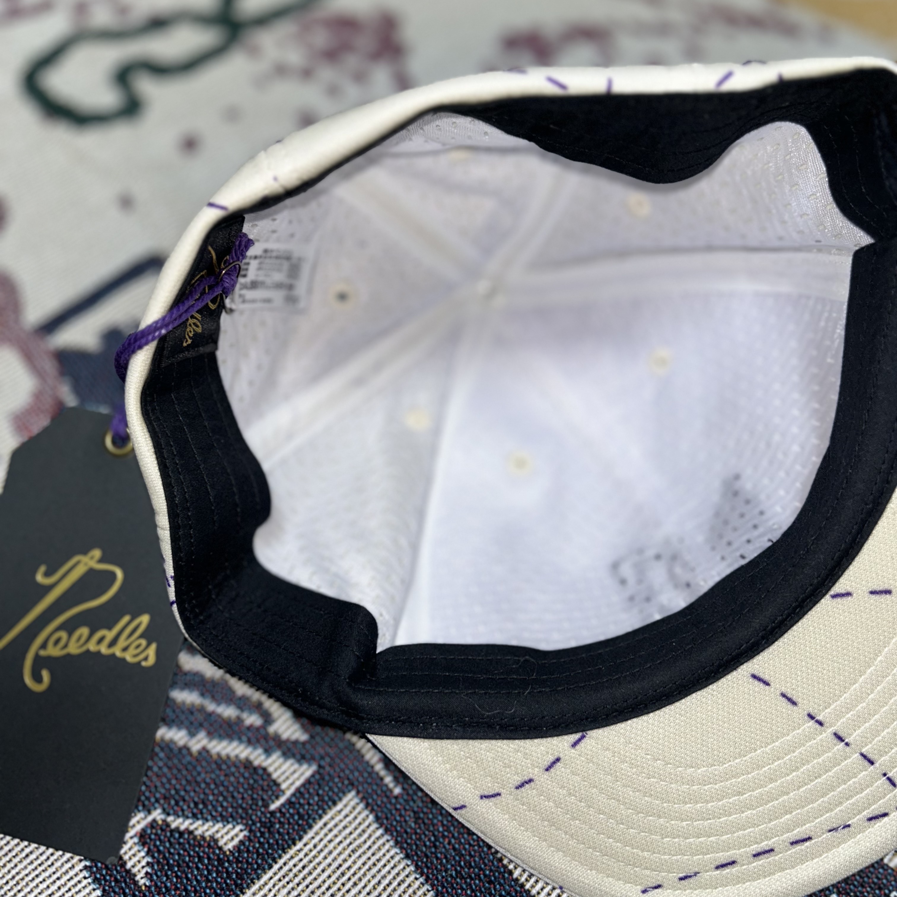 Needles x DC Shoes Poly Smooth Printed Baseball Cap Ivory 착용 스타일 - 4