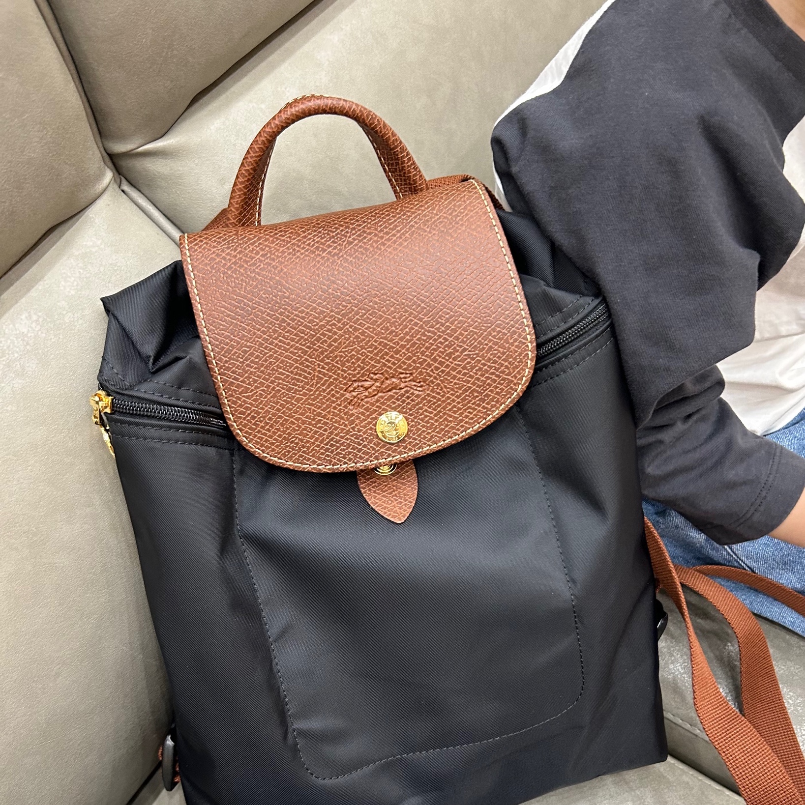 Longchamp Le Pliage Original M Backpack Black 착용 스타일