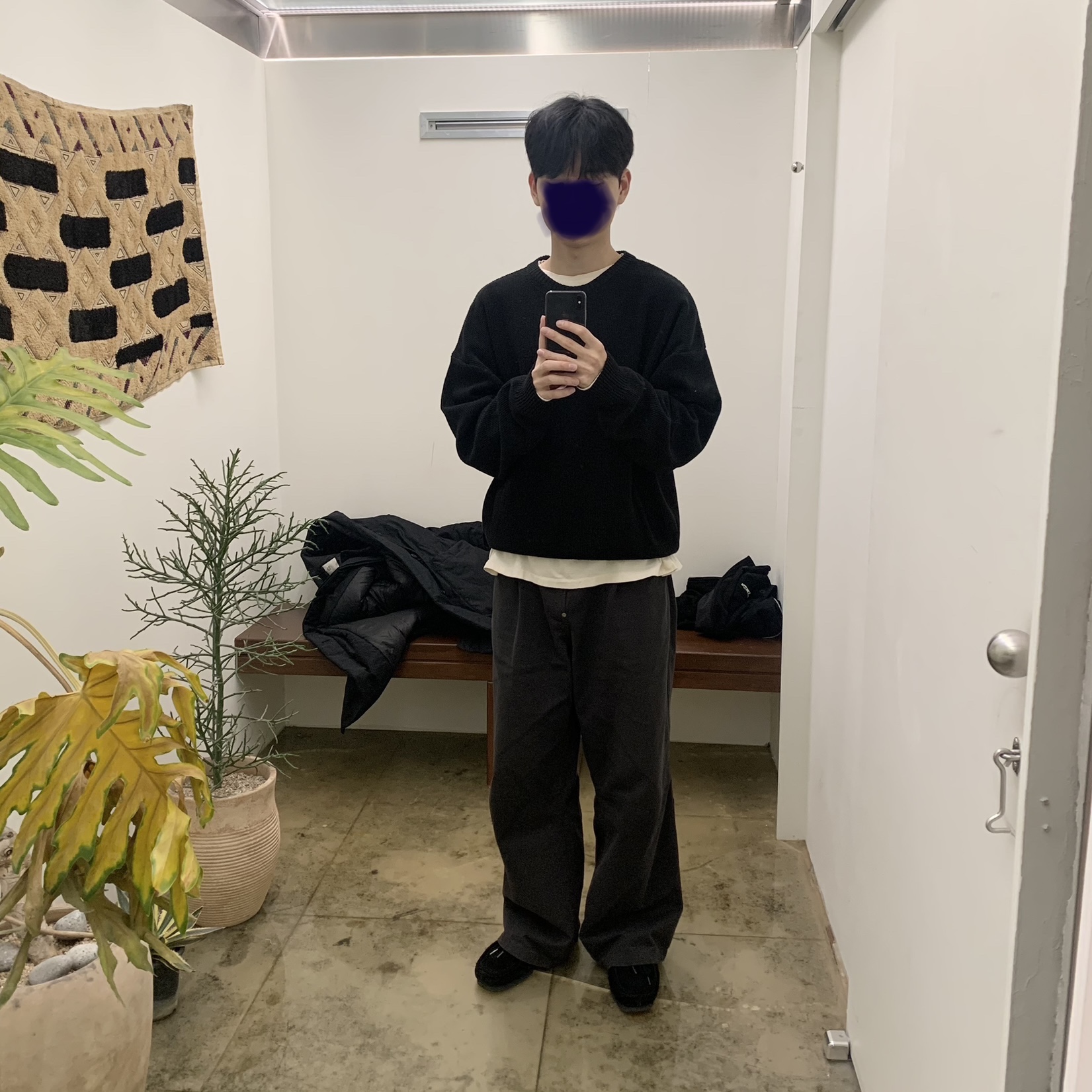 [프리오더] Polyteru Wallabee Shoes Plain Black, Polyteru Tenco Loosed Shirt 2.0 Dark Navy 착용 스타일 - 1