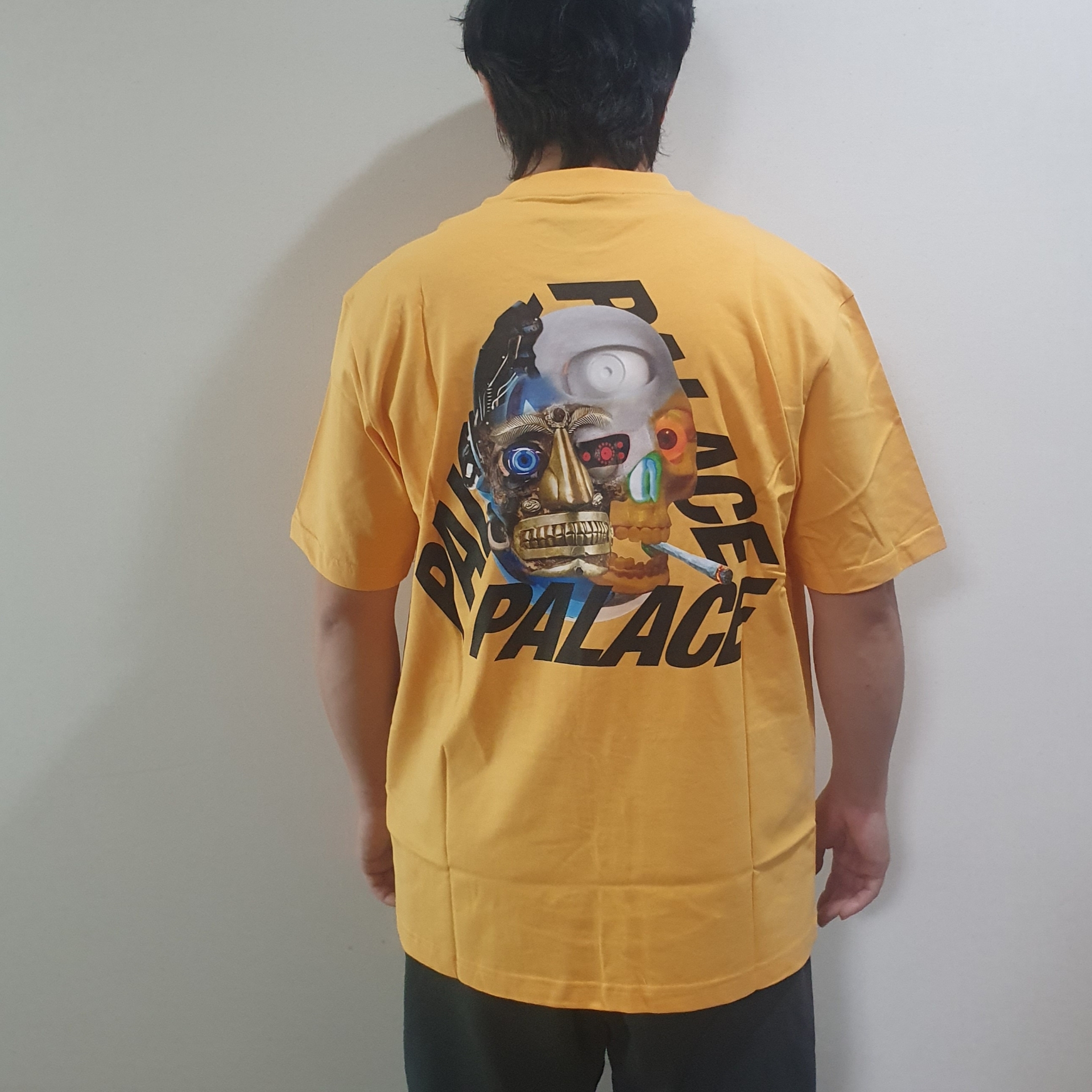 Palace Baked P-3 T-Shirt Amber Nectar - 24SS 착용 스타일