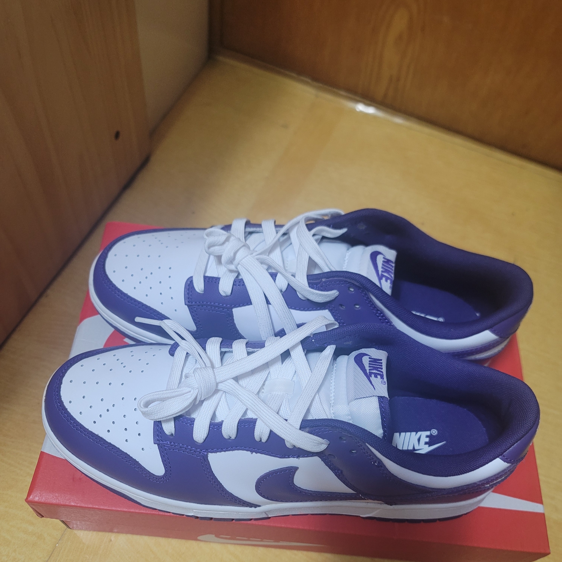 Nike Dunk Low Retro Championship Court Purple 착용 스타일 - 1