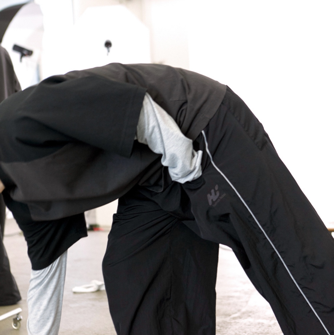 Polyteru Human Index Human Loosed Half Zip Knit Gray, Polyteru Human Index Index Track Pants Black/White 착용 스타일 - 3