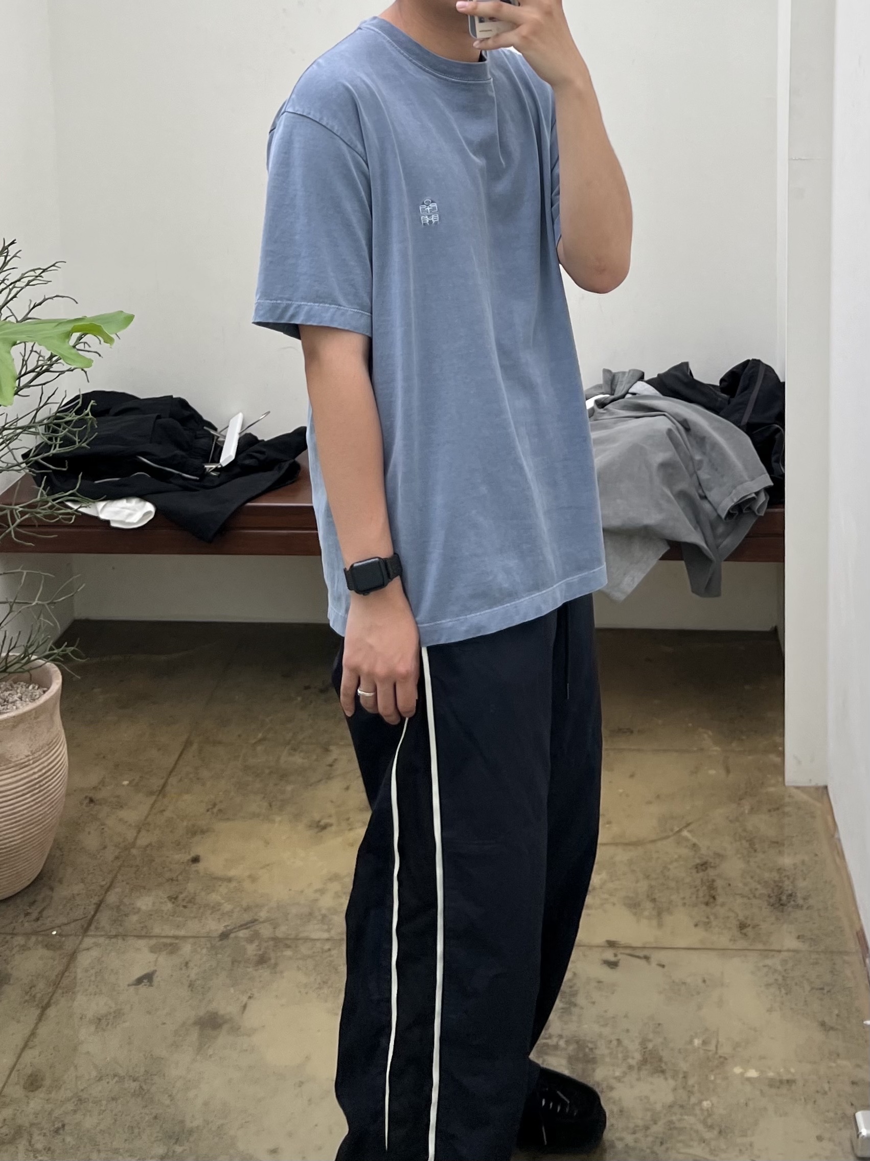 Polyteru Human Index Human Regular 1/2 T-Shirt Dyed Blue, Polyteru 1011 Nylon Track Pants Dark Navy - 24SS 착용 스타일 - 1