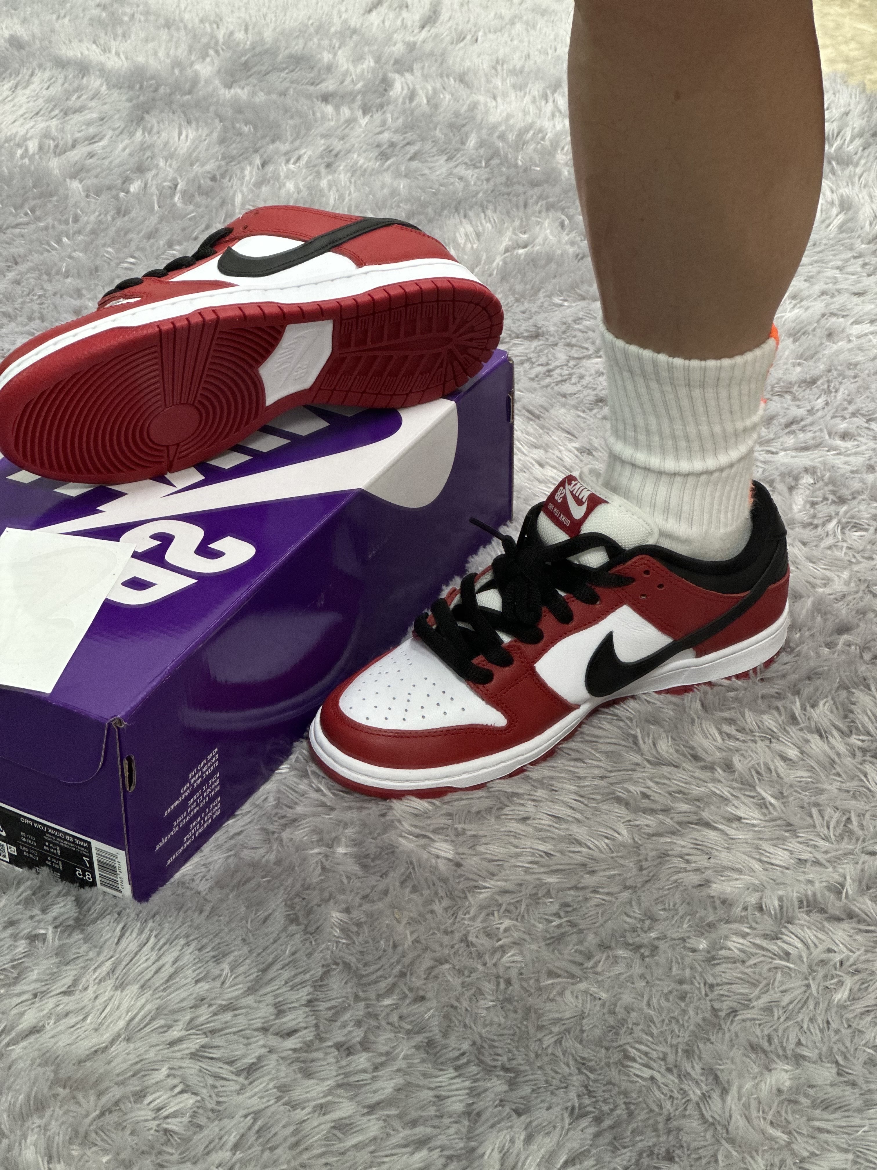 Nike SB Dunk Low Pro Chicago 착용 스타일