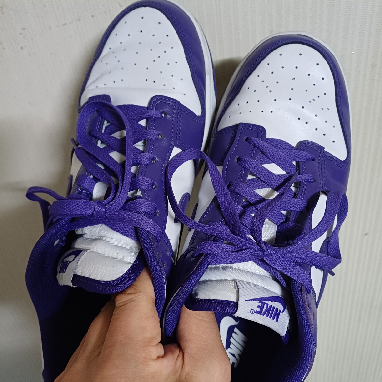Nike Dunk Low Retro Championship Court Purple 착용 스타일 - 1