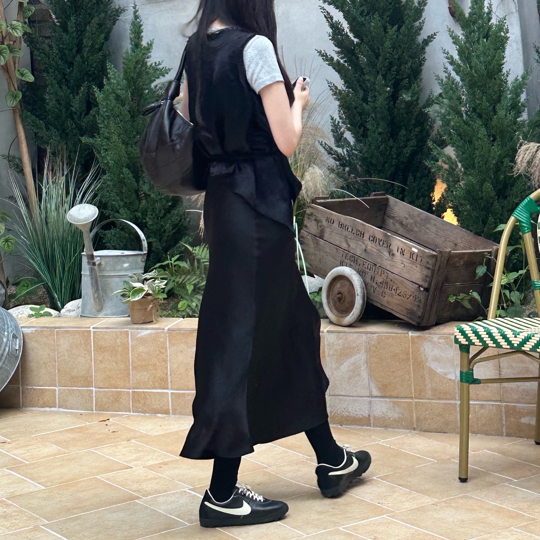 Nike x Bode Astrograbber SP Black and Coconut Milk, Lemaire Fortune Croissant Bag Soft Nappa Leather Dark Chocolate 착용 스타일