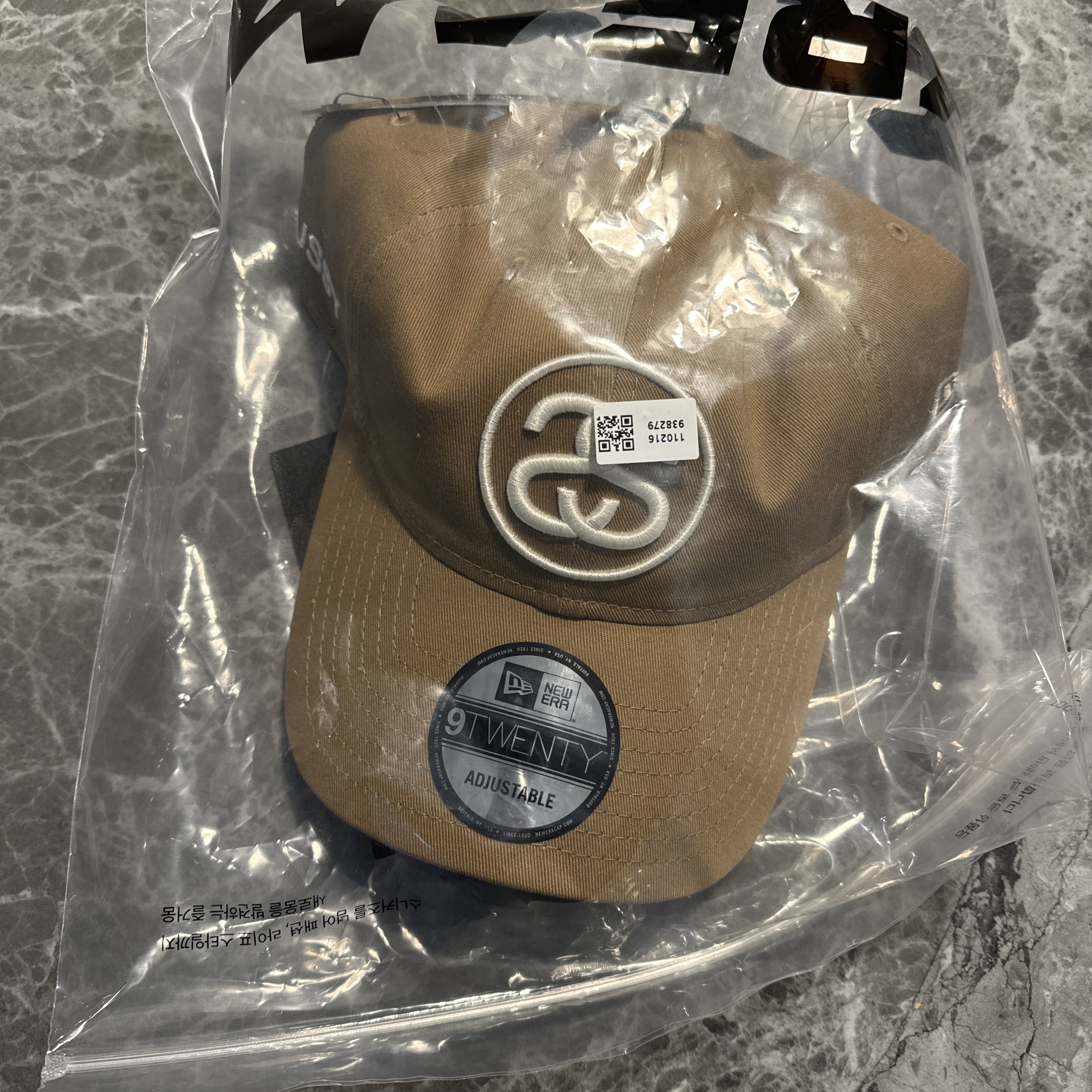 Stussy SS Link 9Twenty Cap Khaki 착용 스타일