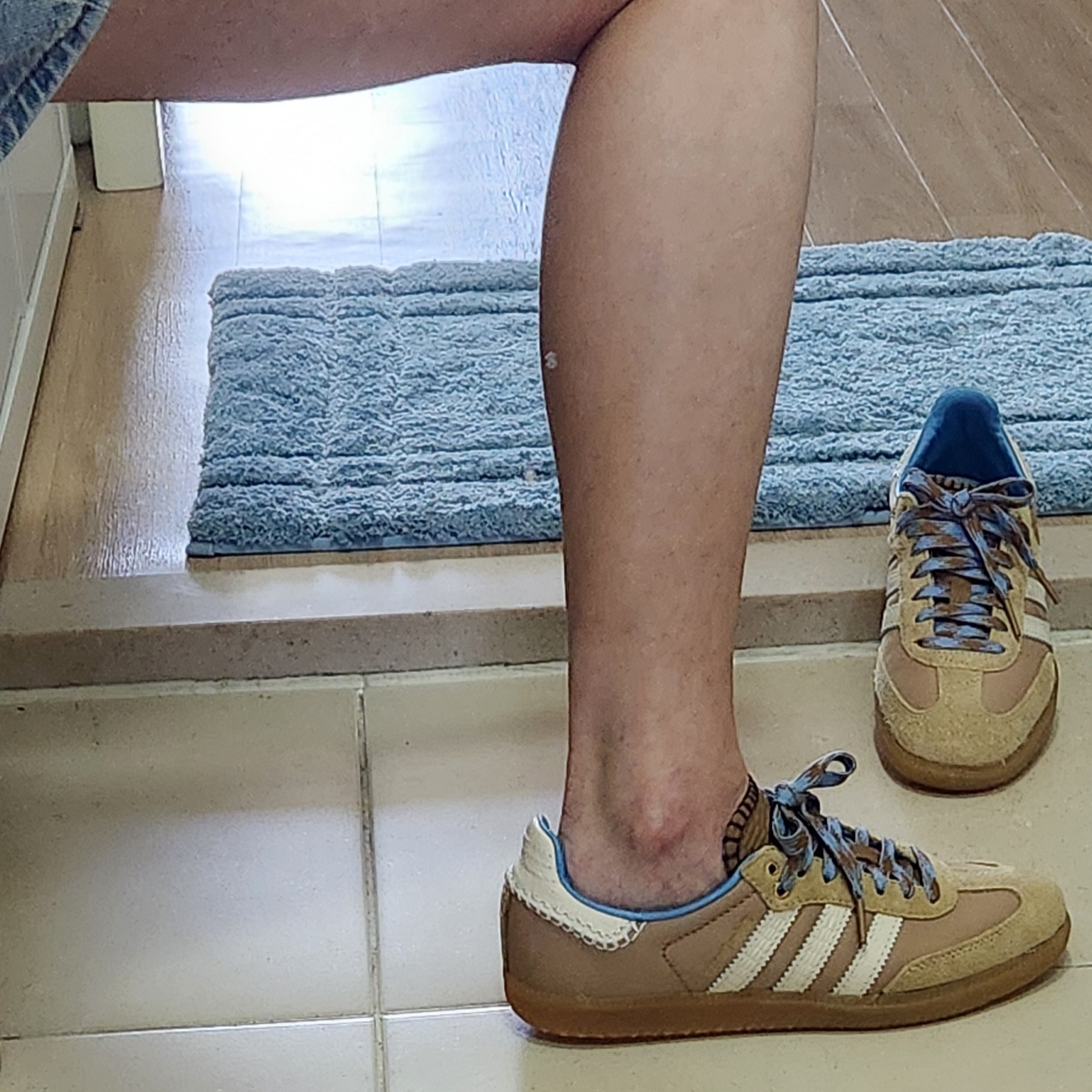 Adidas x Wales Bonner Samba Supplier Colour Wonder White 착용 스타일 - 5