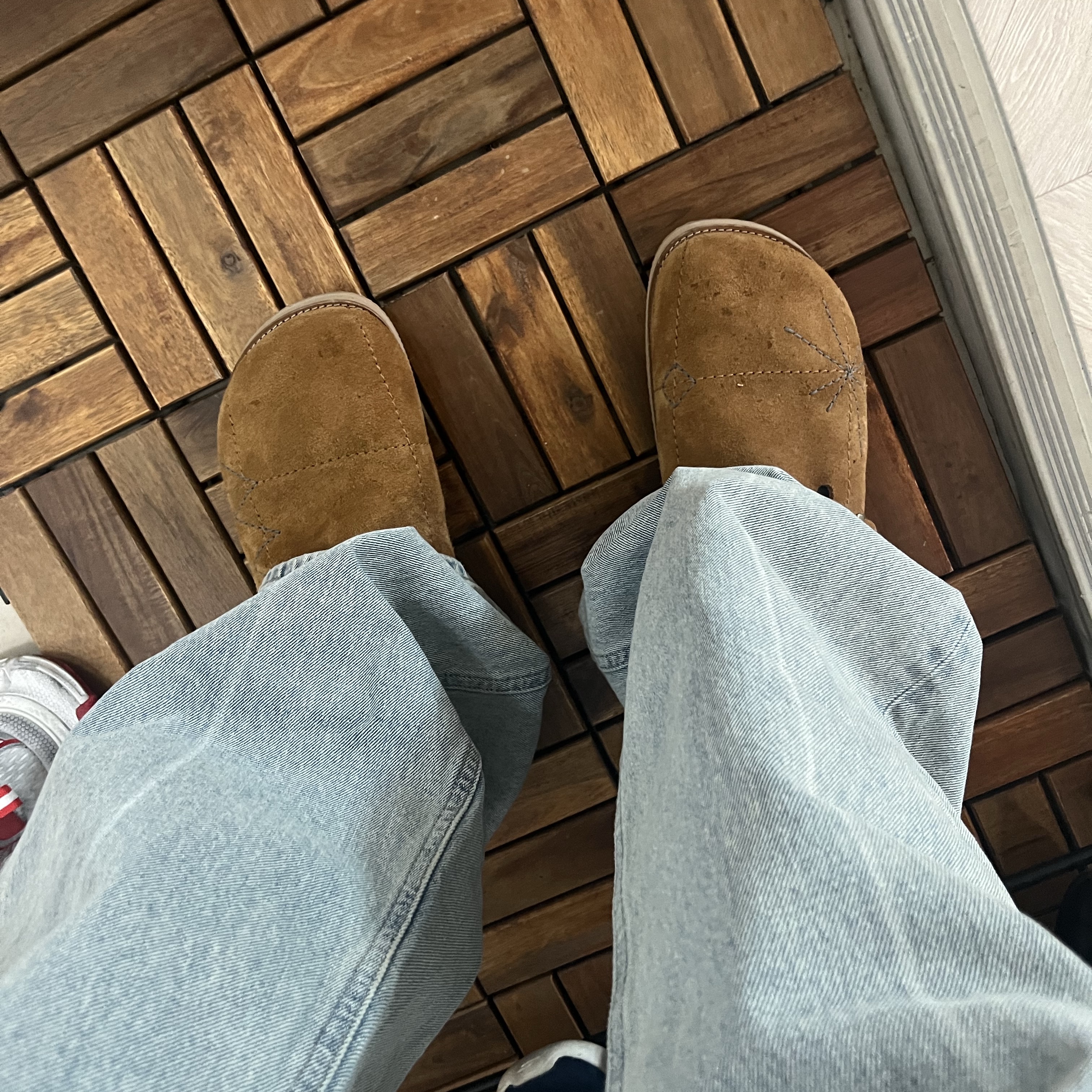 [프리오더] Polyteru Sliders Shoes Camel 착용 스타일
