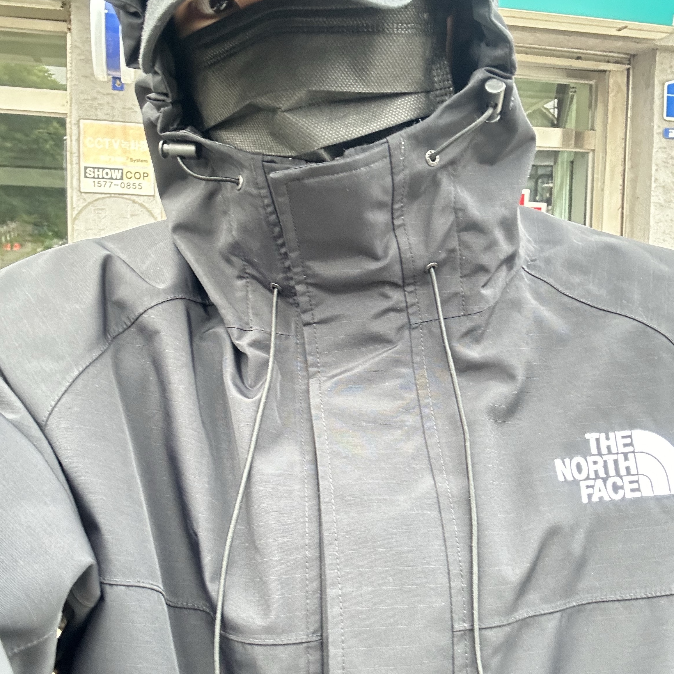 The North Face Hi Mountain Jacket Black 착용 스타일
