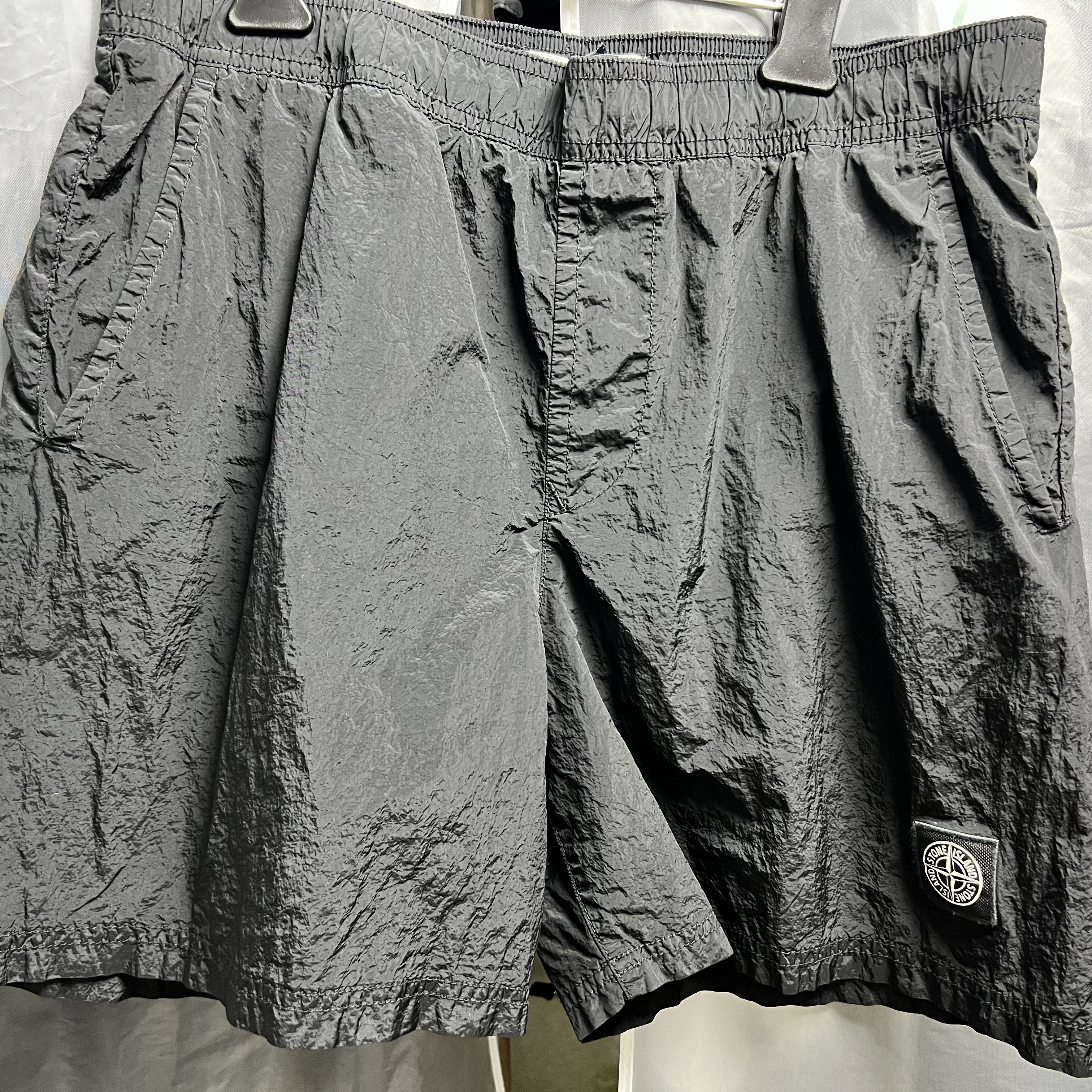 Stone Island B0943 Nylon Metal Swimming Trunk Black - 24SS 착용 스타일