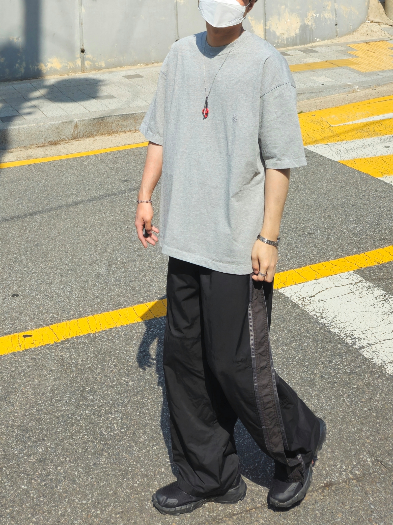 Polyteru Human Index Human Jumbo 1/2 T-Shirt Gray 착용 스타일 - 2