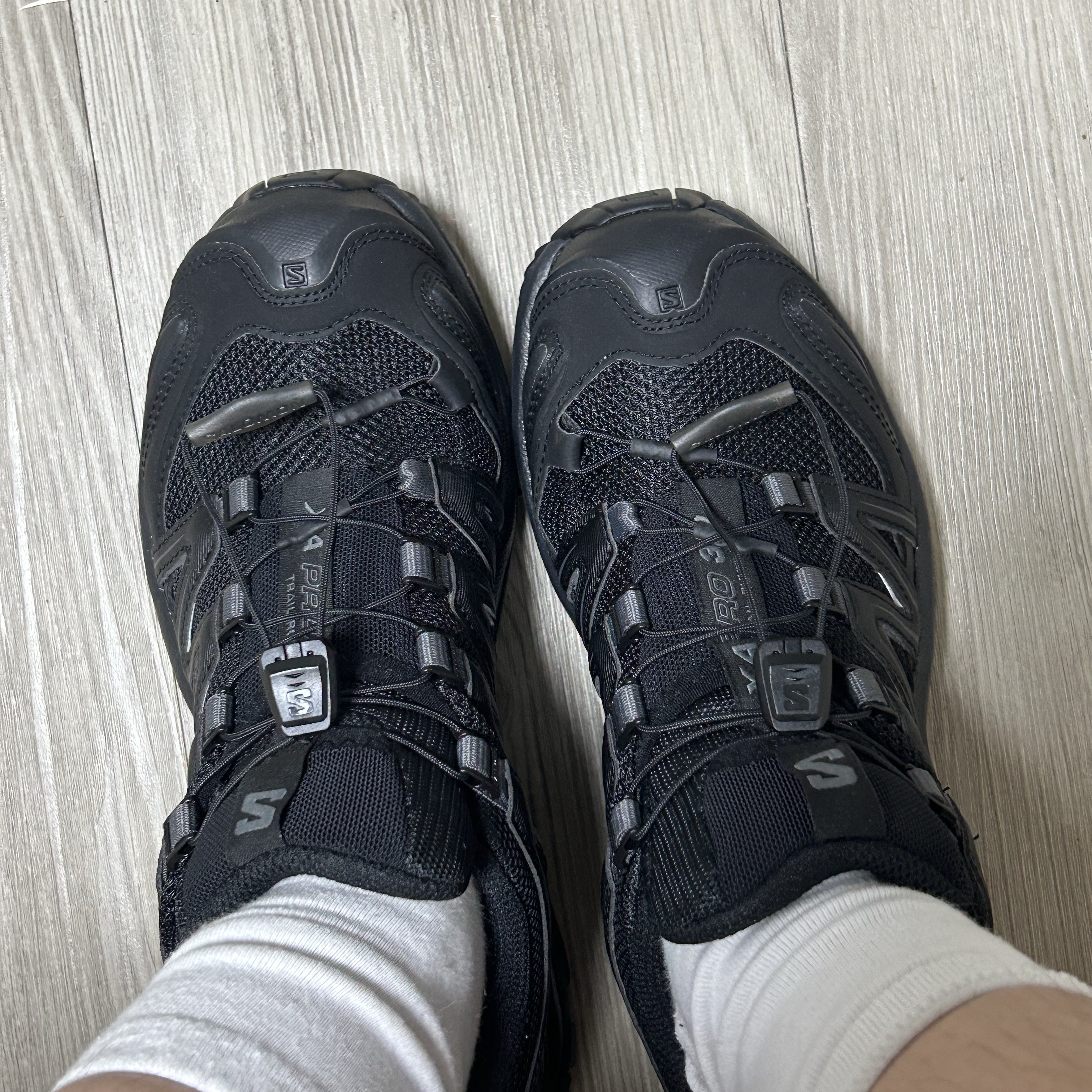 Salomon XA Pro 3D Black Magnet 착용 스타일