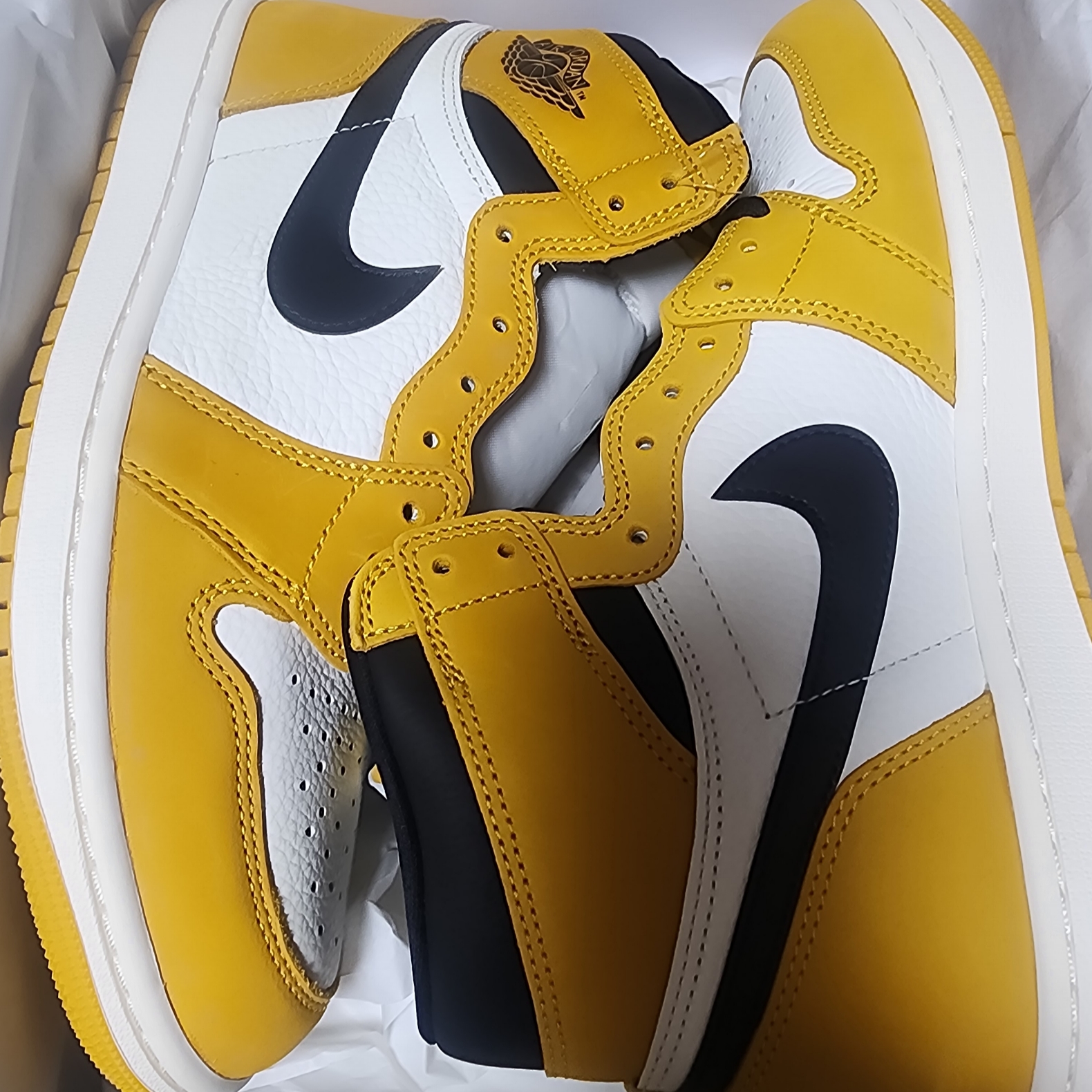 Jordan 1 Retro High OG Yellow Ochre 착용 스타일 - 2