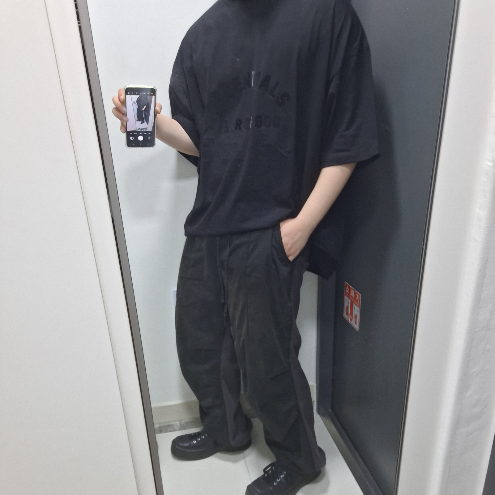 Essentials The Black Collection T-Shirt Black - 23SS 착용 스타일