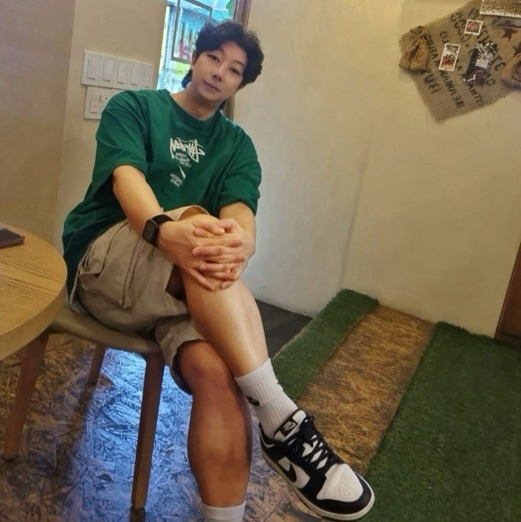 Nike x Stussy WT T-Shirt Green - US/EU, Nike Dunk Low Retro Black 착용 스타일