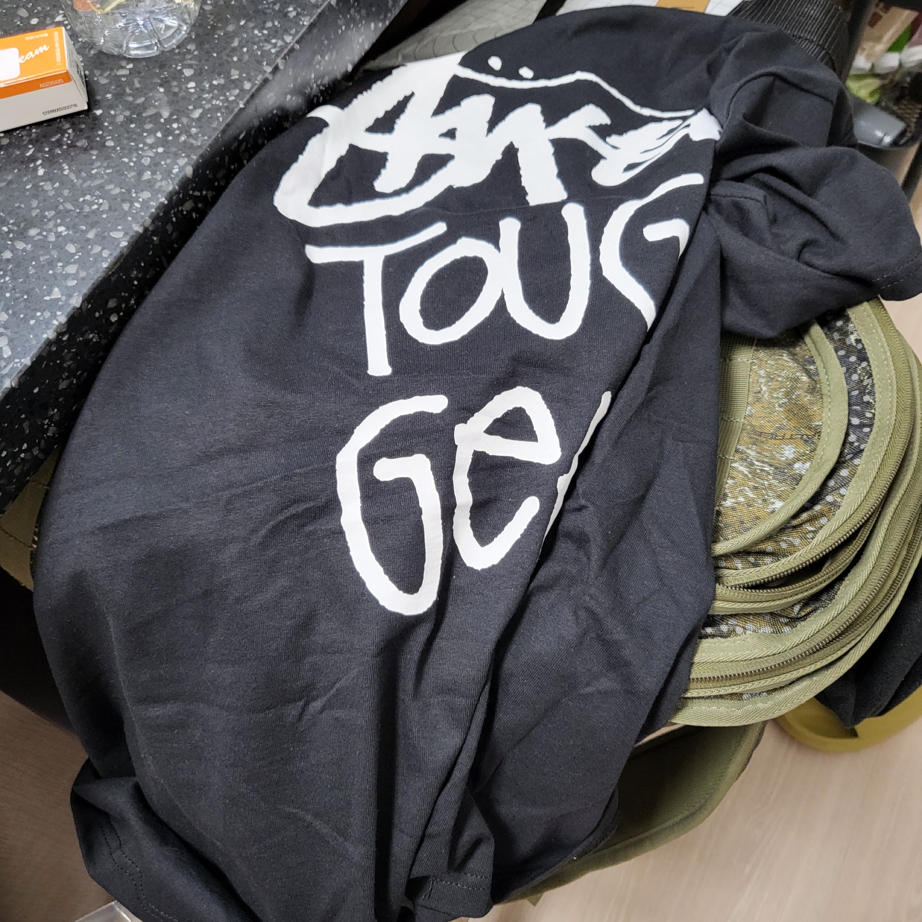 Stussy Tough Gear T-Shirt Black 착용 스타일