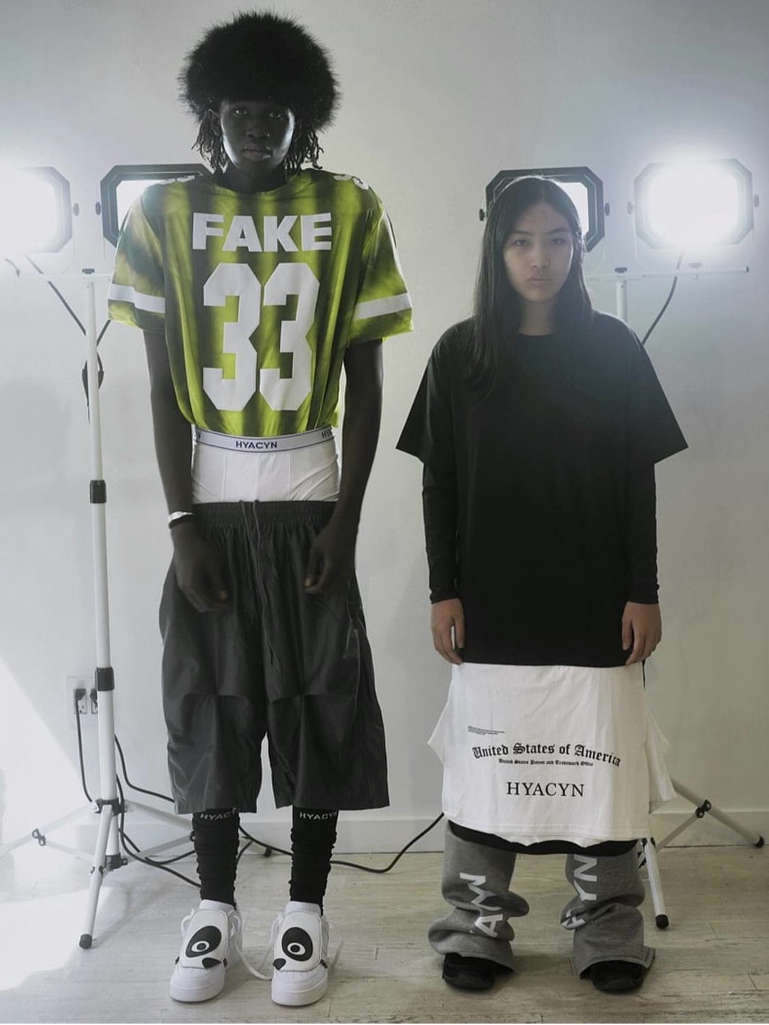 [KREAM 단독] Hyacyn Football Fake Jersey Multi, [KREAM 단독] Hyacyn Basket Layer Stitch Grey 착용 스타일 - 1