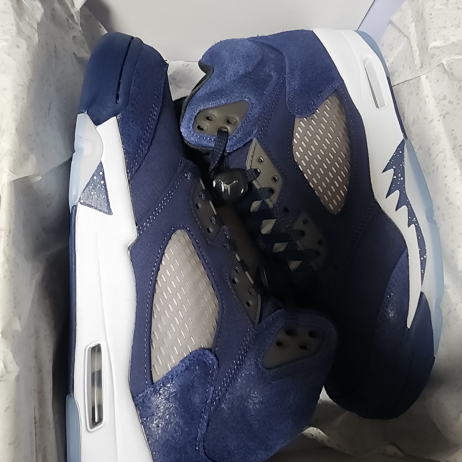 Jordan 5 Retro Midnight Navy, Jordan 1 Retro High OG Yellow Ochre 착용 스타일 - 4