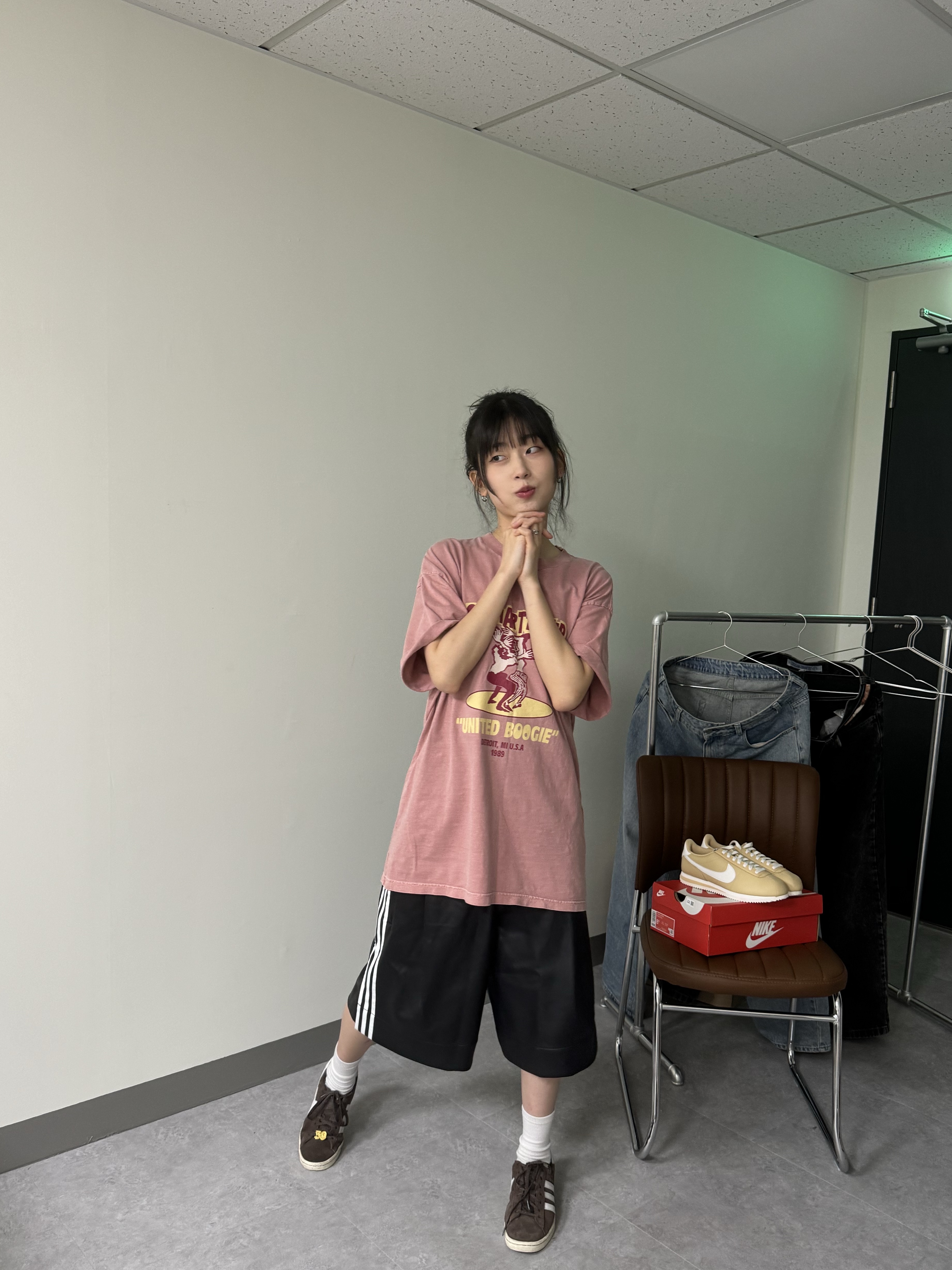 Adidas Originals Faux Leather Adicolor 3S Shorts Black - KR Sizing, Adidas x BAPE Campus 80s Brown 착용 스타일 - 2