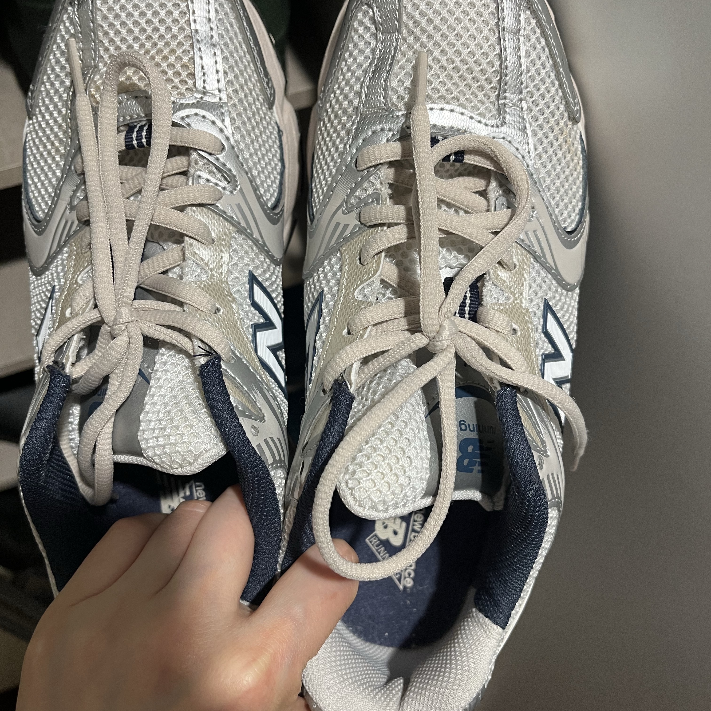 New Balance 530 Steel Grey 착용 스타일
