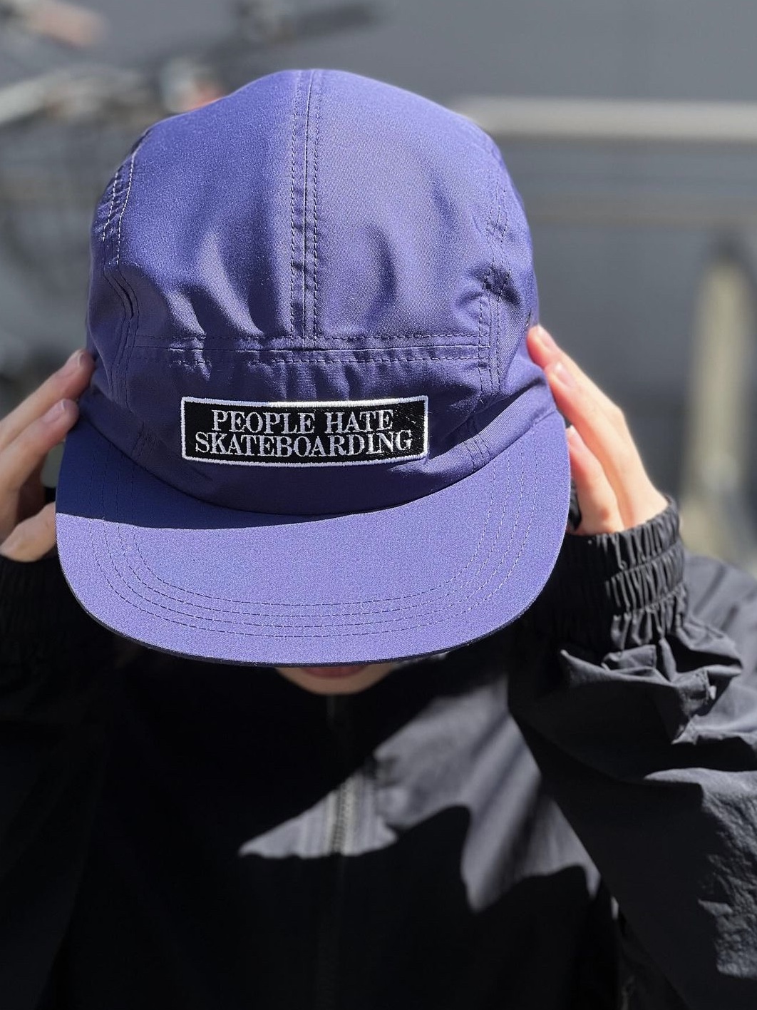 Tightbooth People Hate Skate Jet Cap Purple 착용 스타일 - 1
