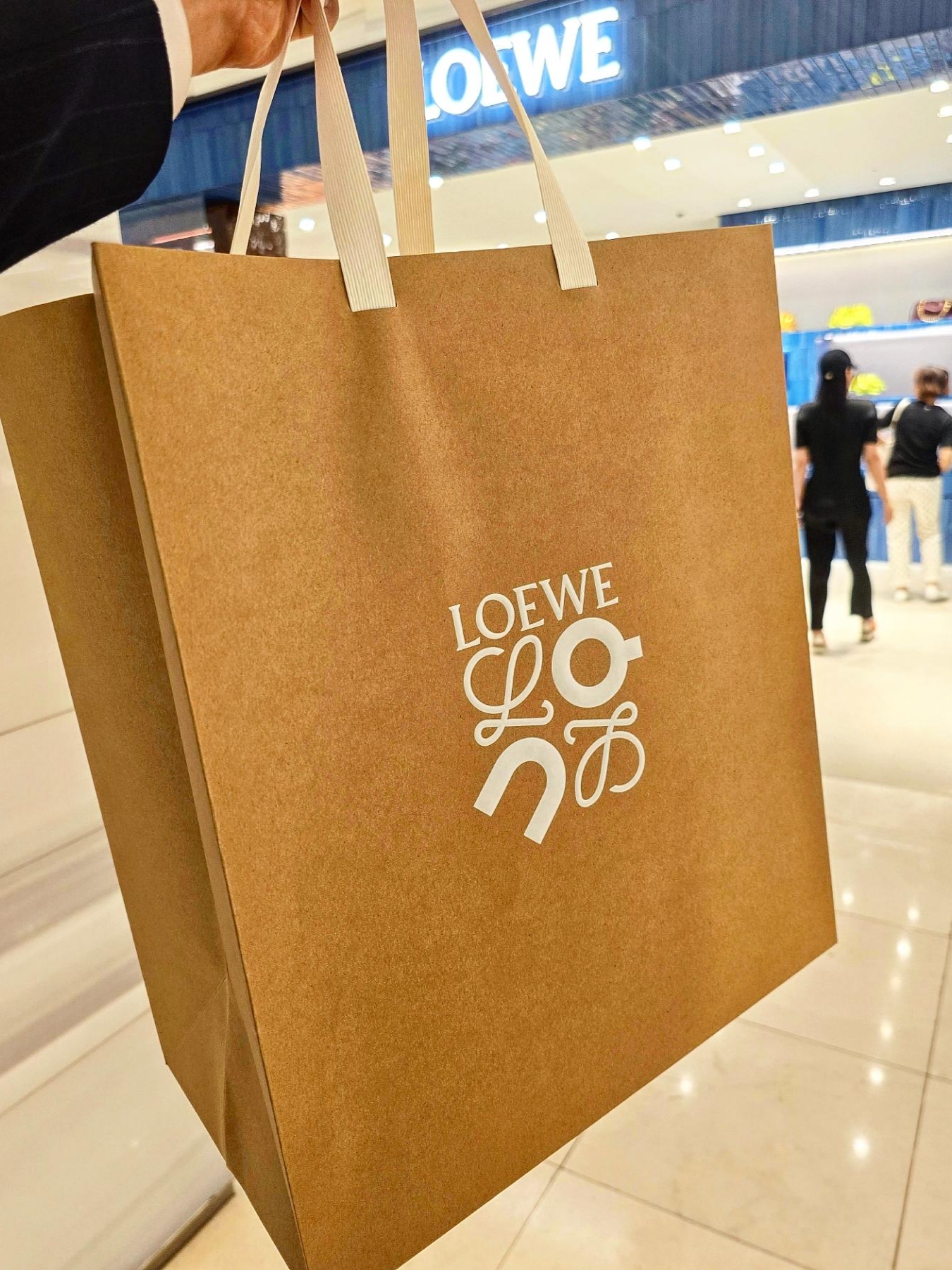 Loewe x On Running Cloudtilt 2.0 Blue White 착용 스타일 - 3