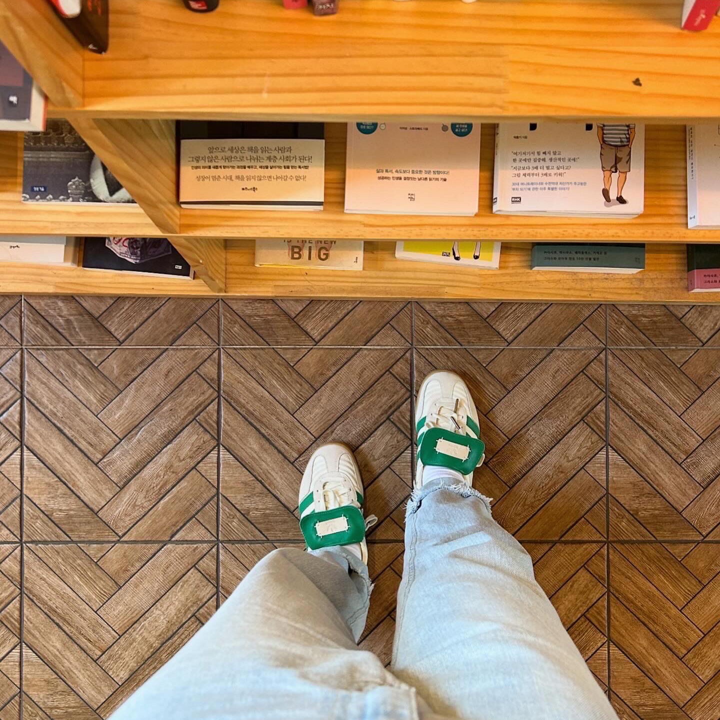 Adidas x Foot Industry Gazelle Indoor Off White Green 착용 스타일