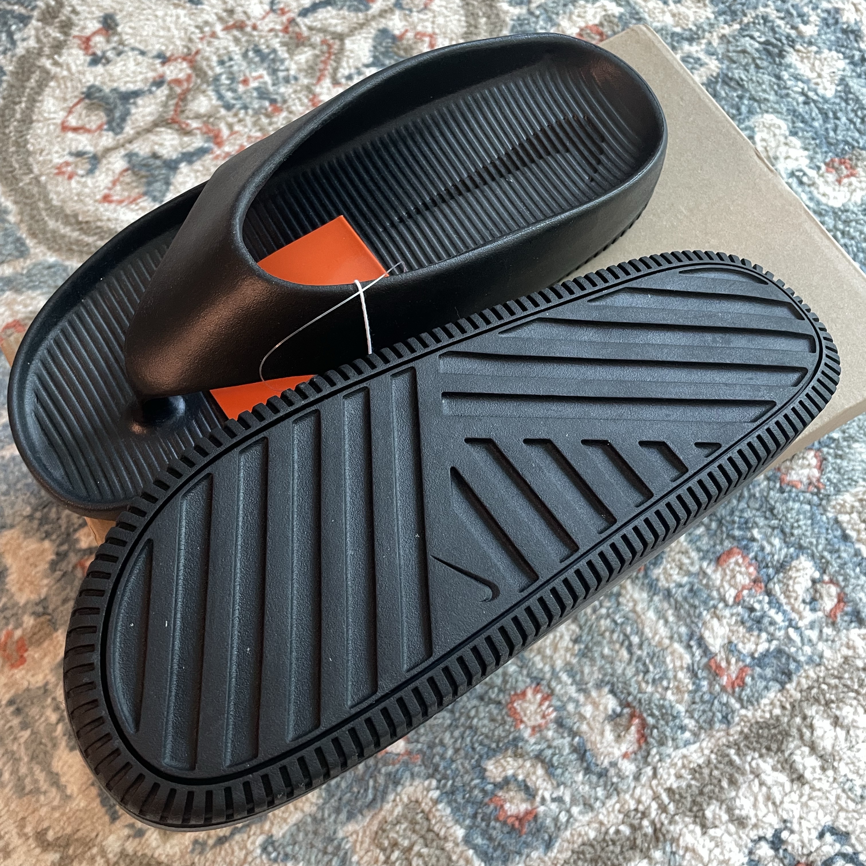 Nike Calm Flip Flops Black 착용 스타일 - 3