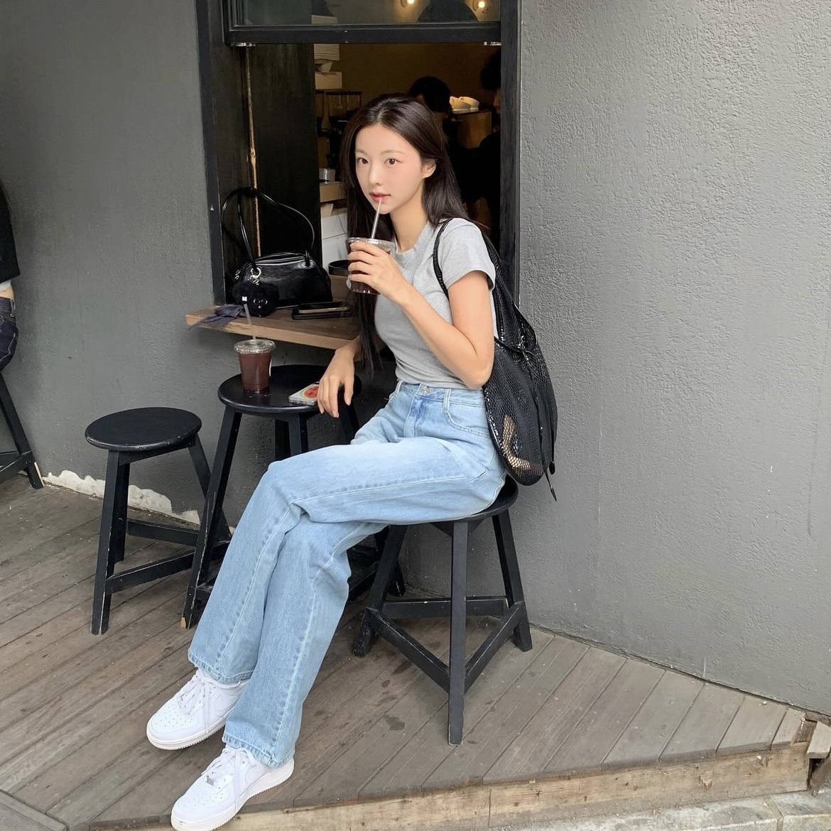 Studiotable Straight Denim Pants White 착용 스타일