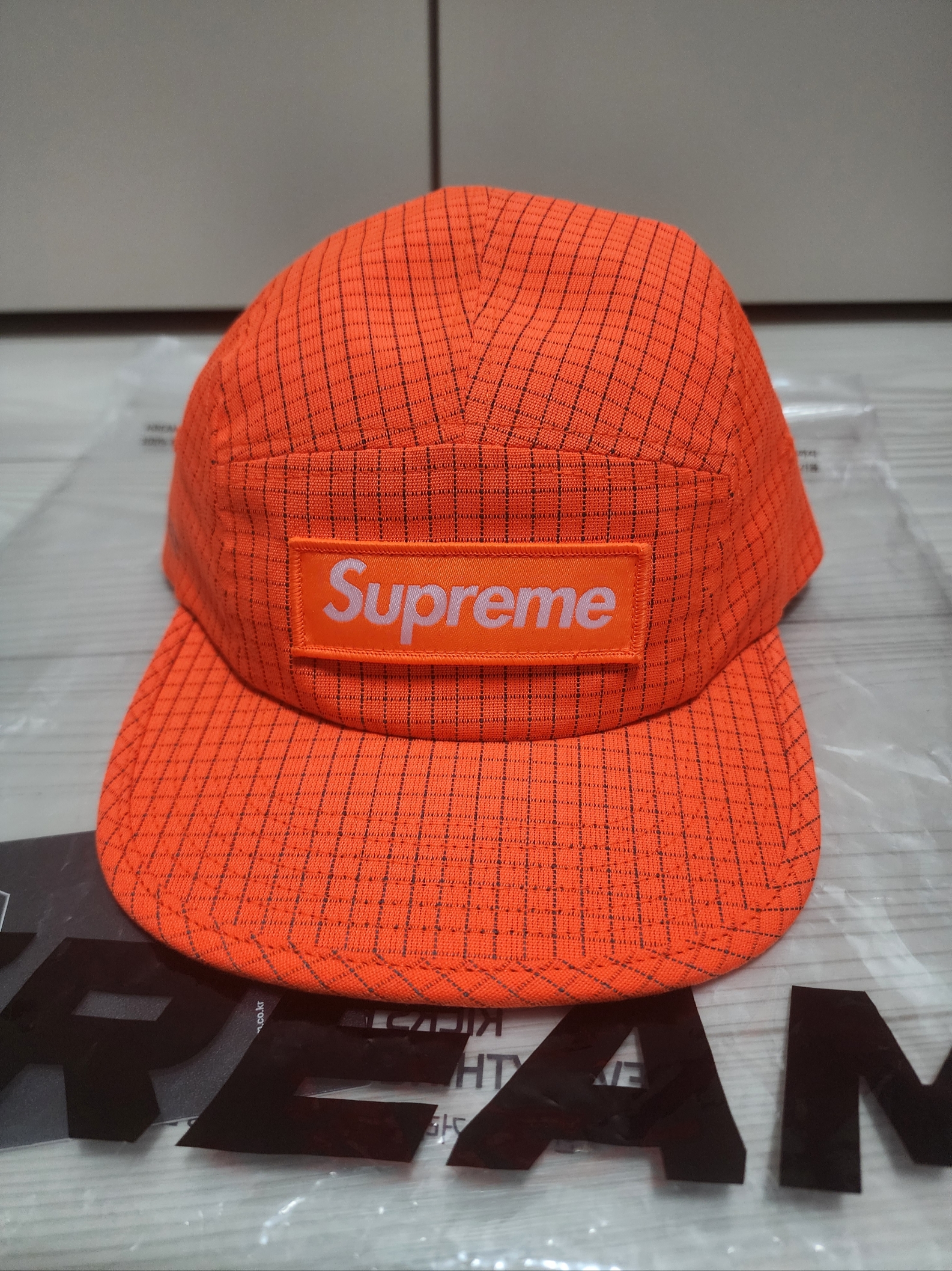 Supreme Reflective Ripstop Camp Cap Orange - 24SS 착용 스타일 - 1