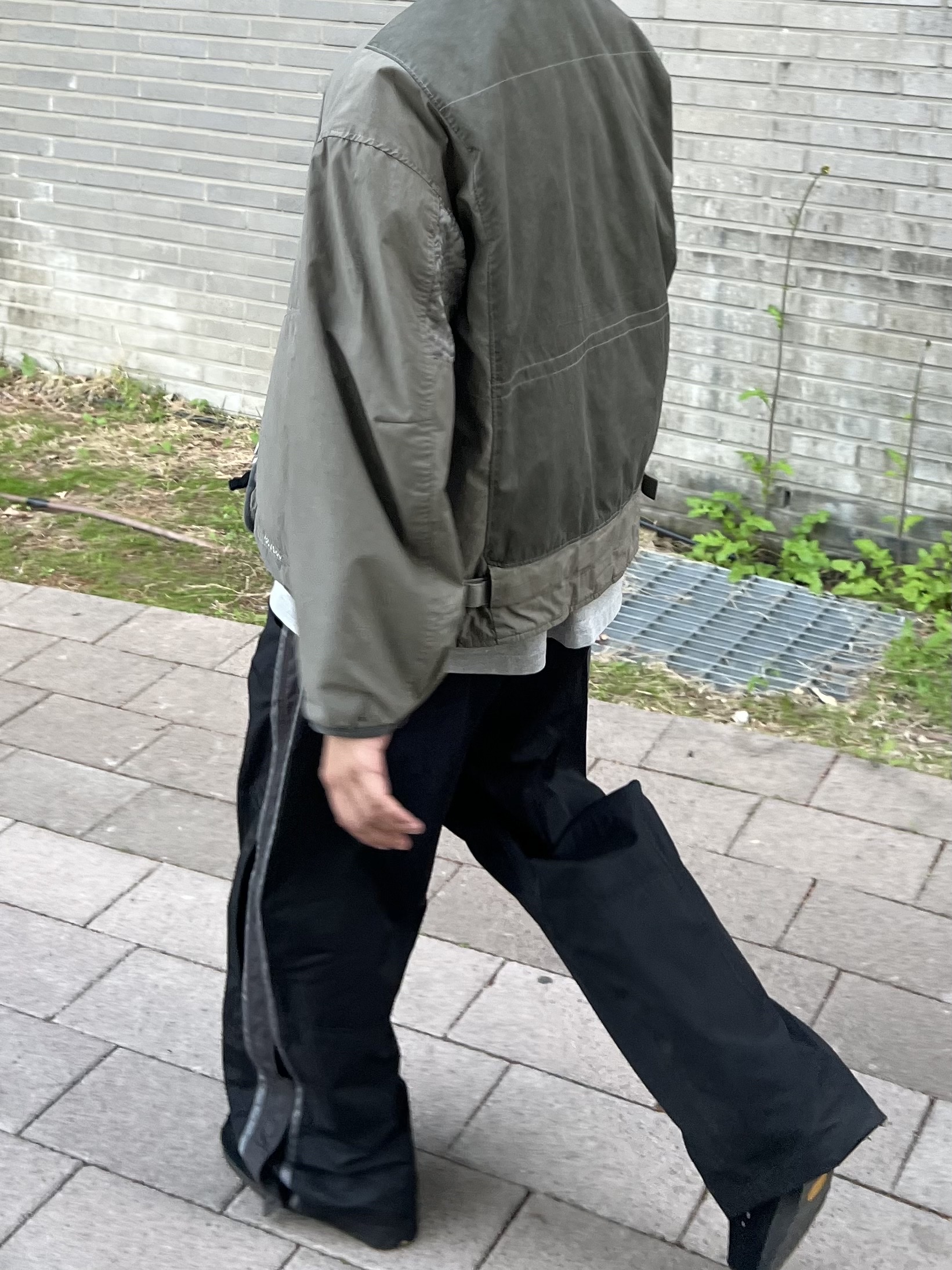 Polyteru 1011 Reversible Floral Liner Jacket Gray Beige - 24SS, [프리오더] Polyteru Wallabee Shoes Woven Black 착용 스타일 - 1