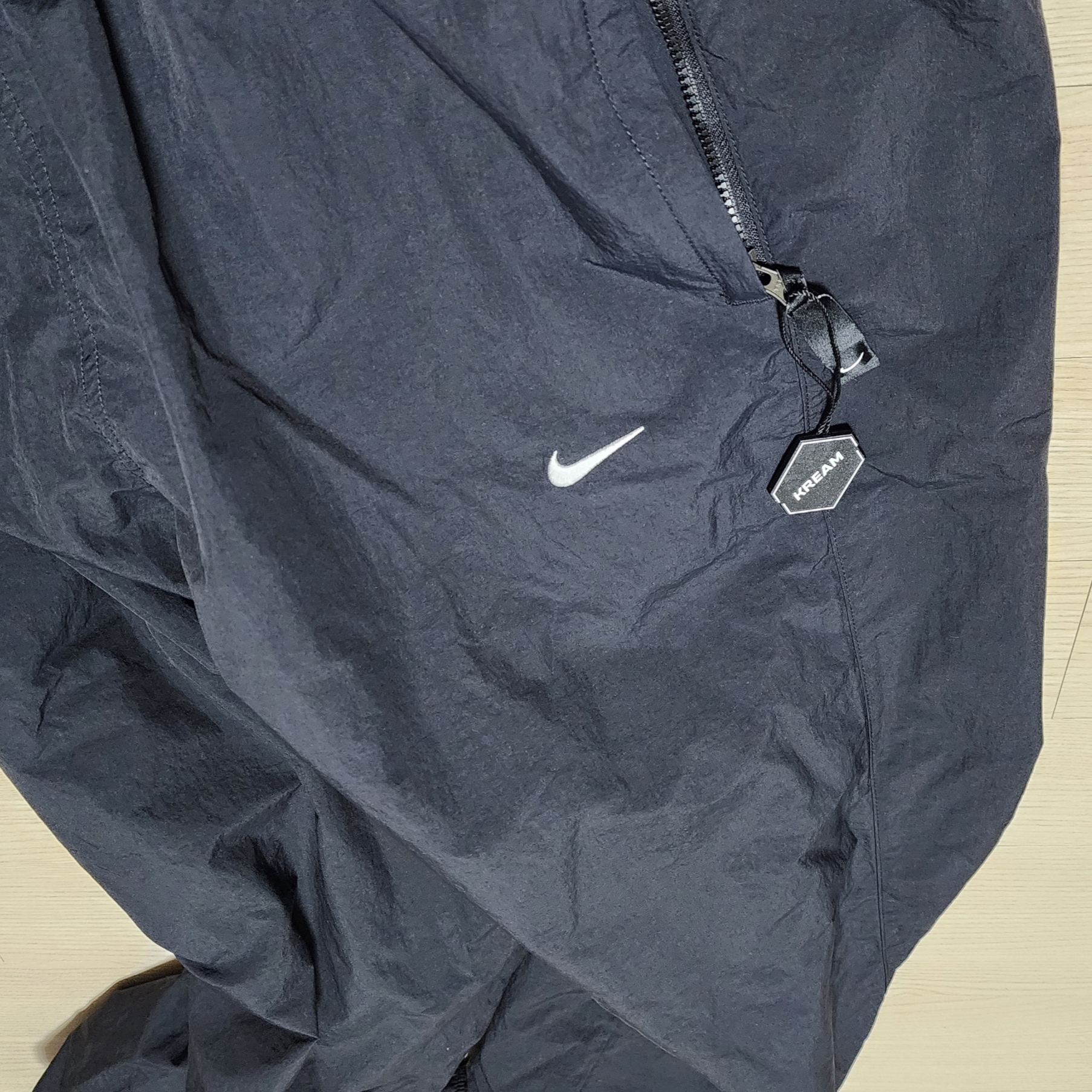 Nike NRG Solo Swoosh Woven Track Pants Black White - Asia 착용 스타일 - 1