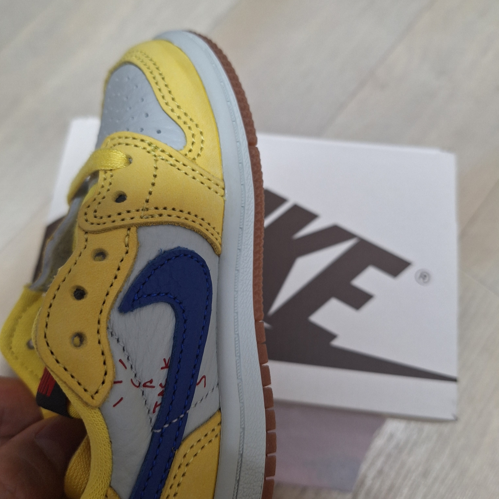 (TD) Jordan 1 x Travis Scott Retro Low OG SP Canary 착용 스타일