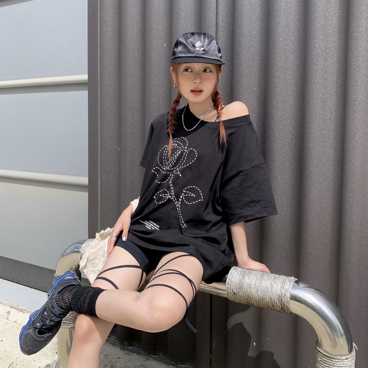 Mardi X Nardis Flower Ballcap, Mardi X Nardis Logo Ballcap 착용 스타일