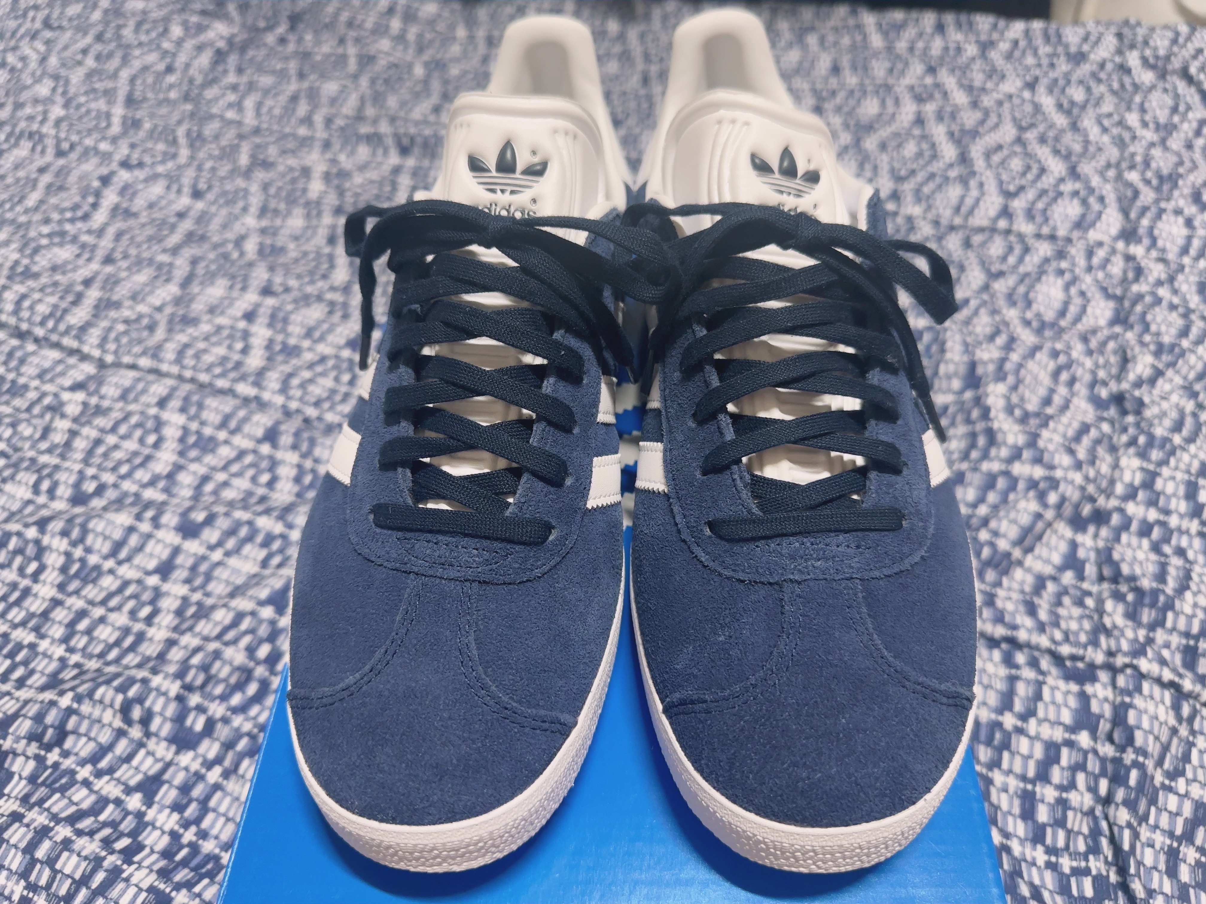 Adidas Gazelle Collegiate Navy 착용 스타일 - 6