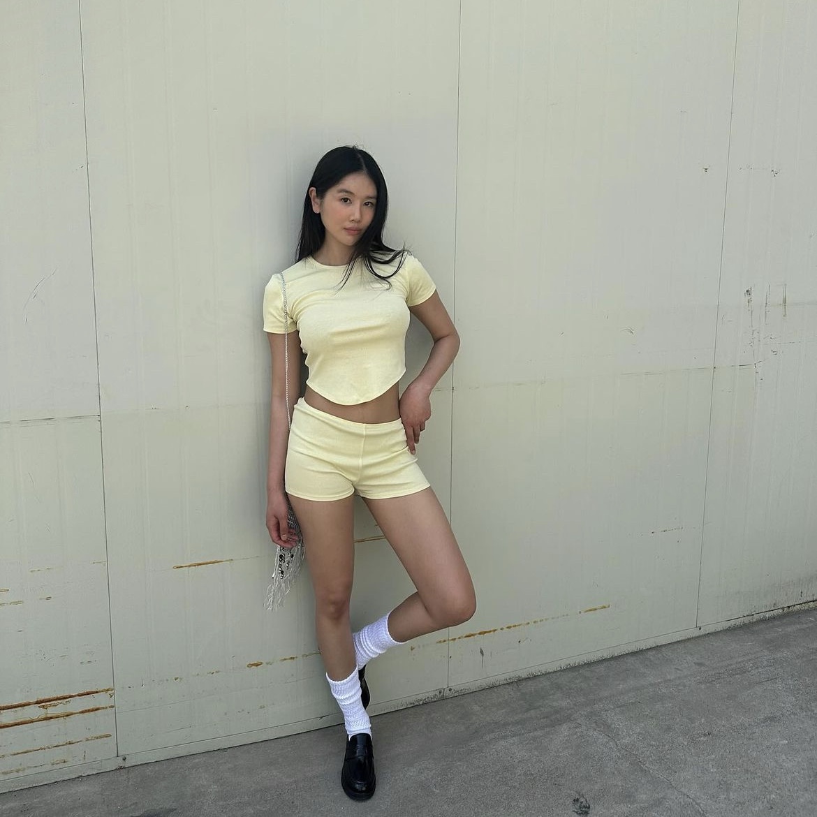 Studiotable Round Hem Simbol Top Soft Pink, Studiotable Jersey Shorts Pink 착용 스타일