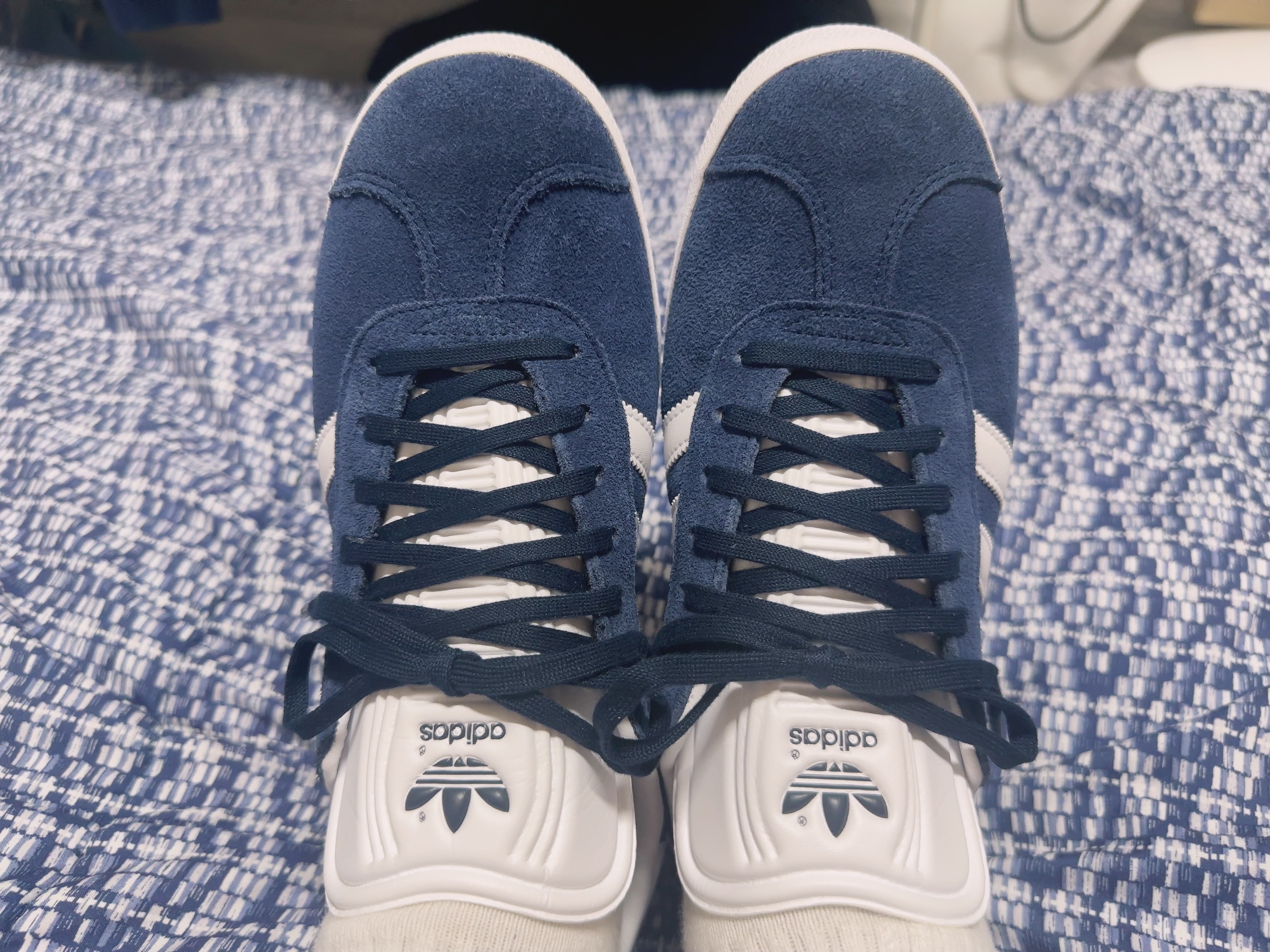 Adidas Gazelle Collegiate Navy 착용 스타일 - 8