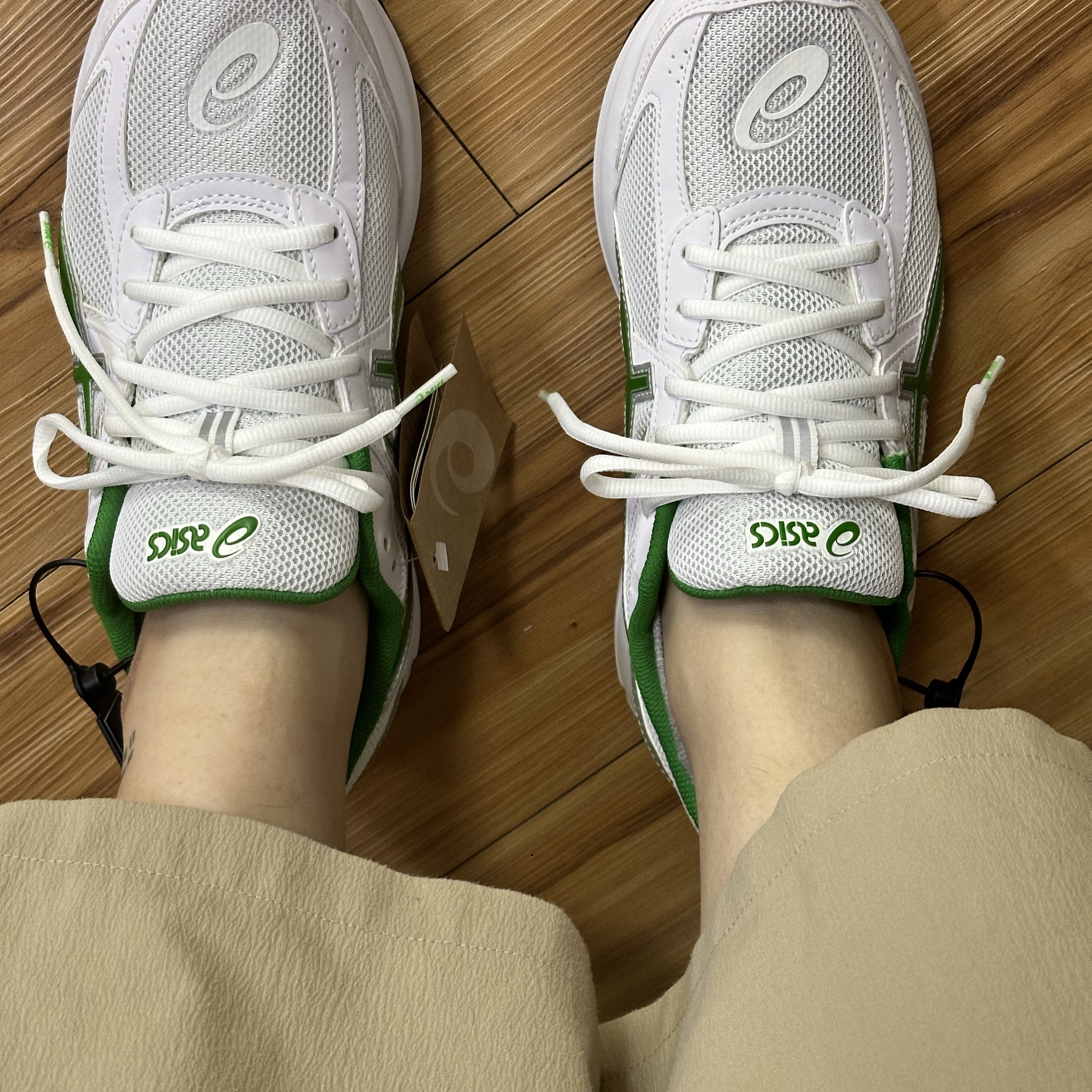 Asics Jog 100 S White Green - 2E Wide 착용 스타일