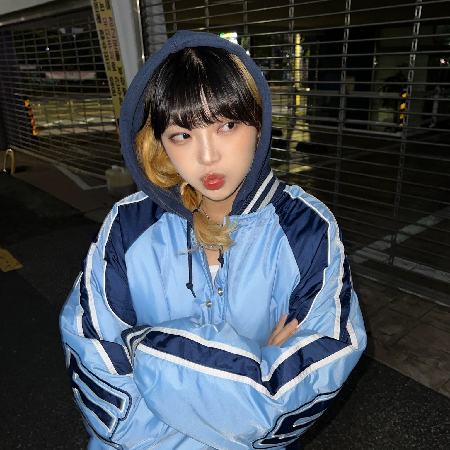 Supreme Hooded Stadium Jacket Blue - 24SS 착용 스타일 - 3