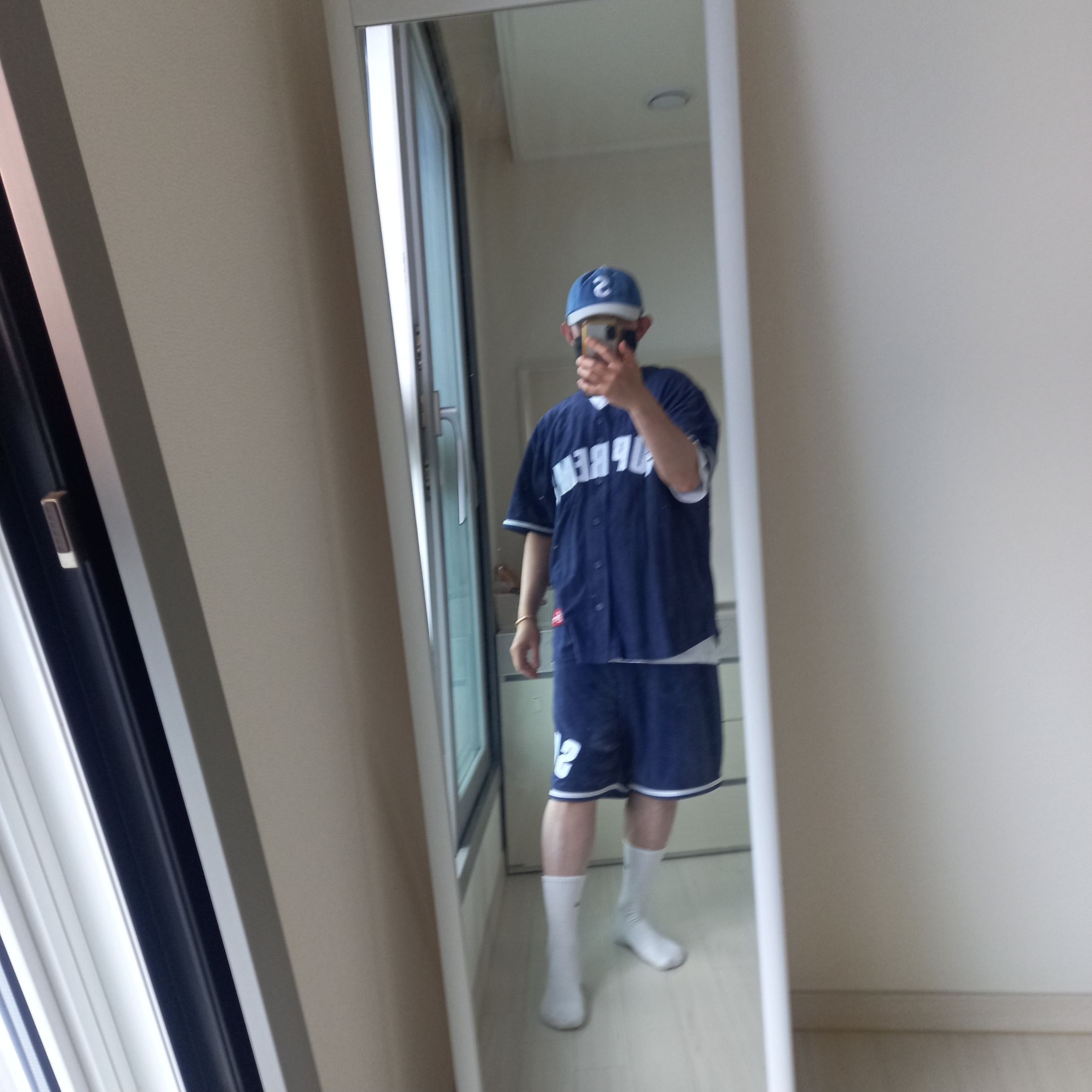 Supreme 2-Tone S Logo 6-Panel Washed Denim - 24SS, Supreme Small Box T-Shirt White - 24SS 착용 스타일 - 4