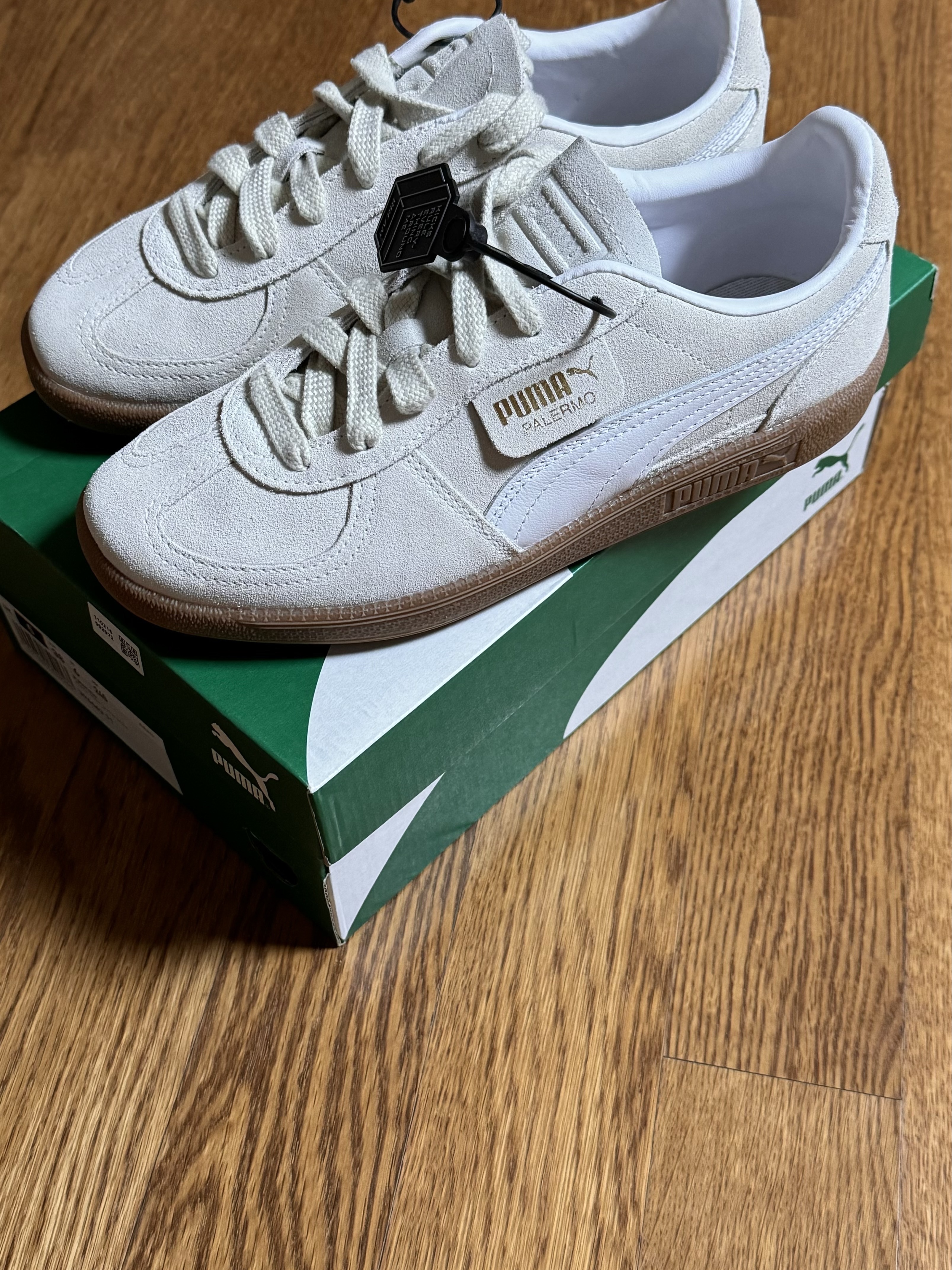Puma Palermo Alpine Snow White 착용 스타일