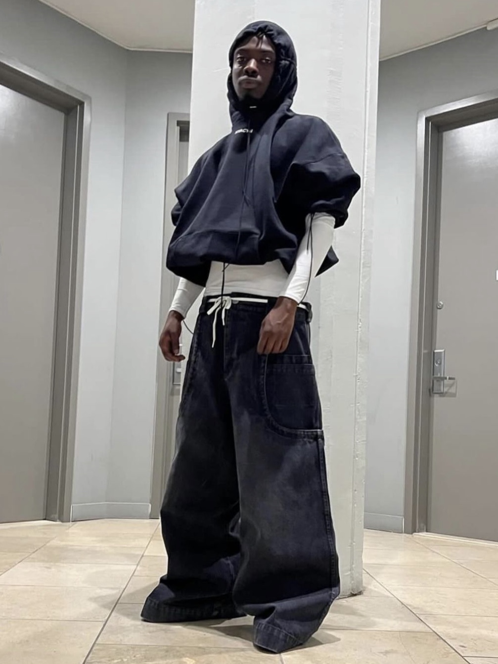 [KREAM 단독] Hyacyn Denim Us Sevar Rof Black 착용 스타일 - 2