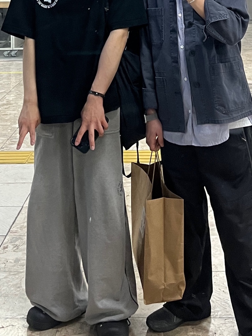 Polyteru 1011 Fatigue Sweatpants 1.2v Dirty Gray, Polyteru 1011 Nylon Track Pants Triple Black - 24SS 착용 스타일 - 1