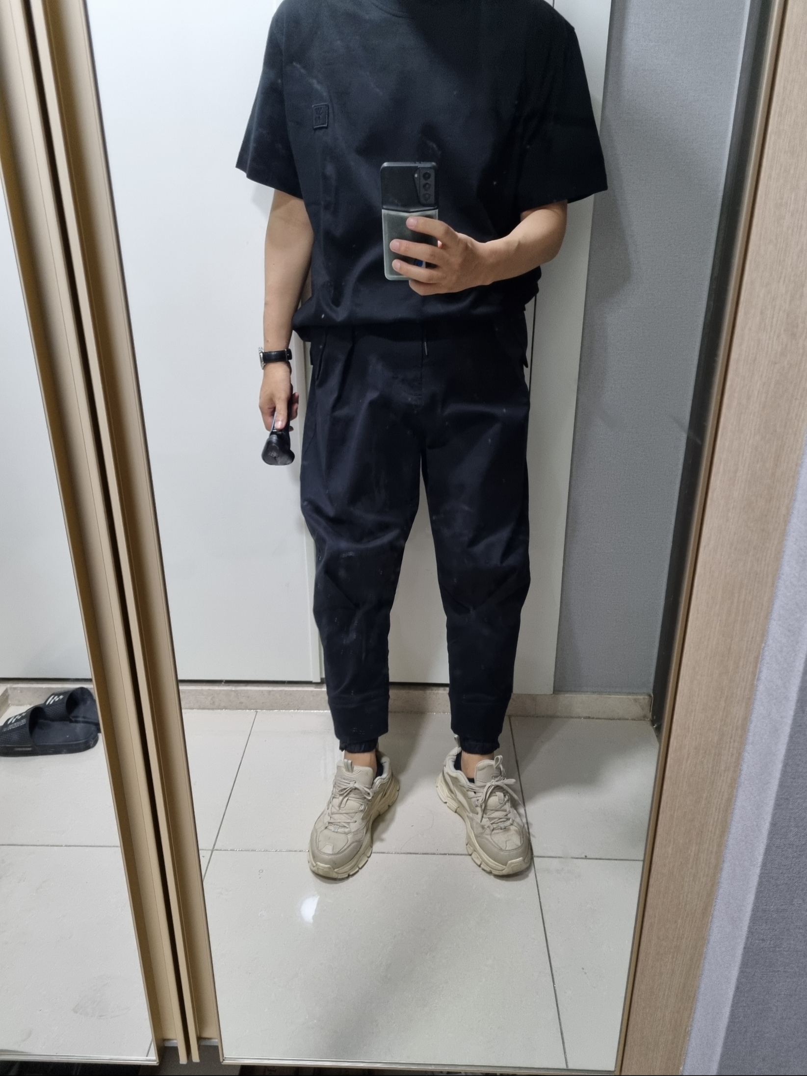Wooyoungmi Gradation Back Logo T-Shirt Black - 23FW 착용 스타일