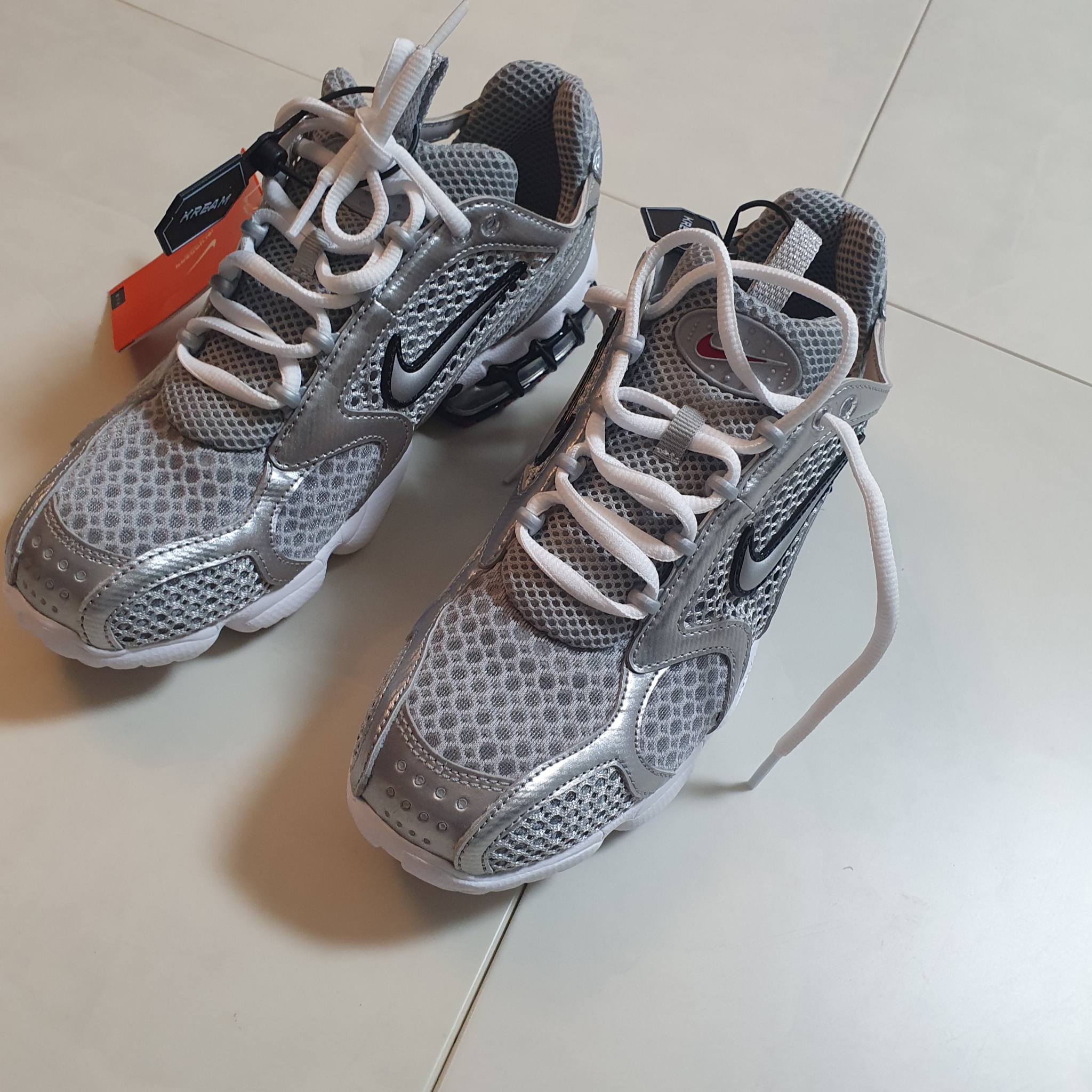 Nike Air Zoom Spiridon Cage 2 Metallic Silver 착용 스타일