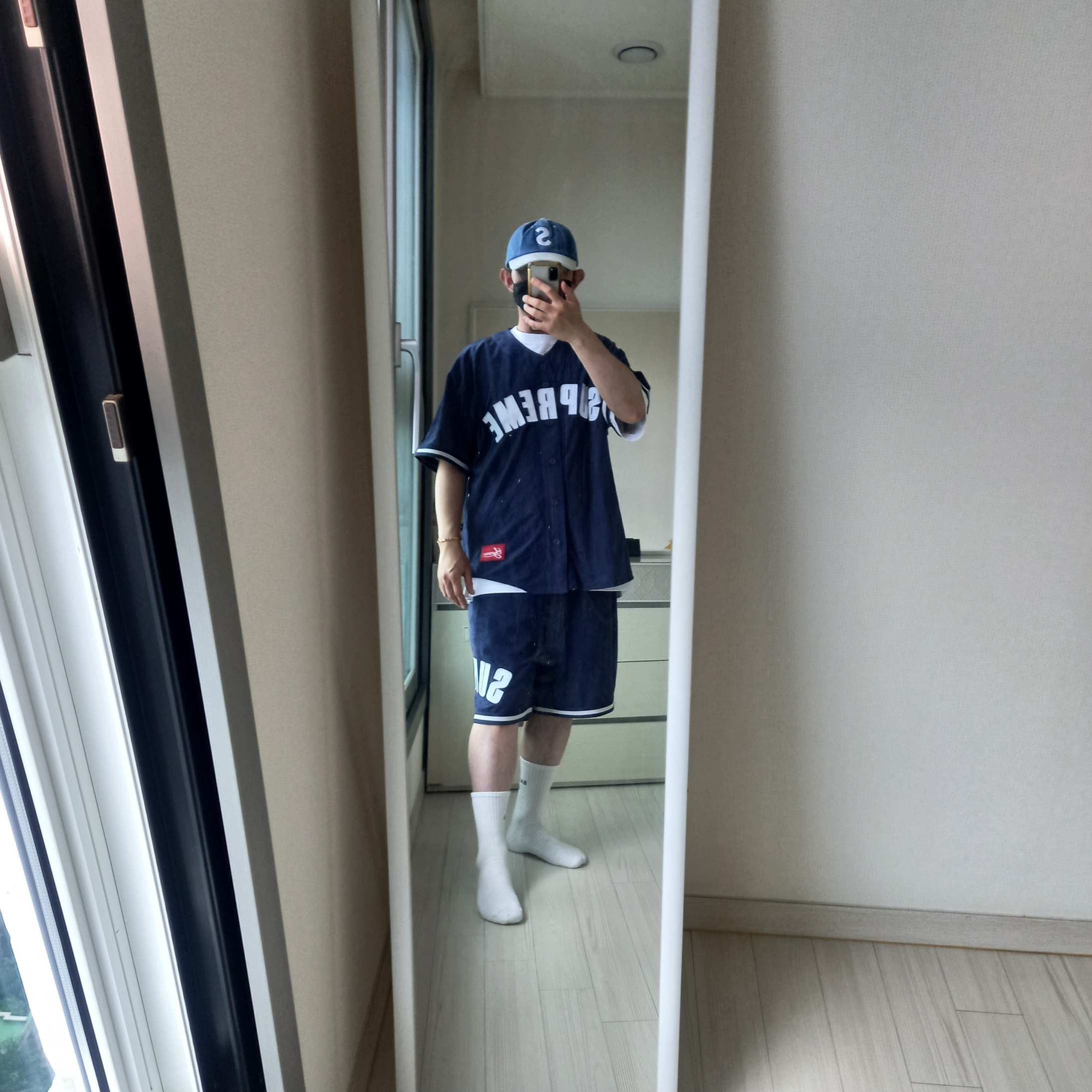 Supreme 2-Tone S Logo 6-Panel Washed Denim - 24SS, Supreme Small Box T-Shirt White - 24SS 착용 스타일 - 2
