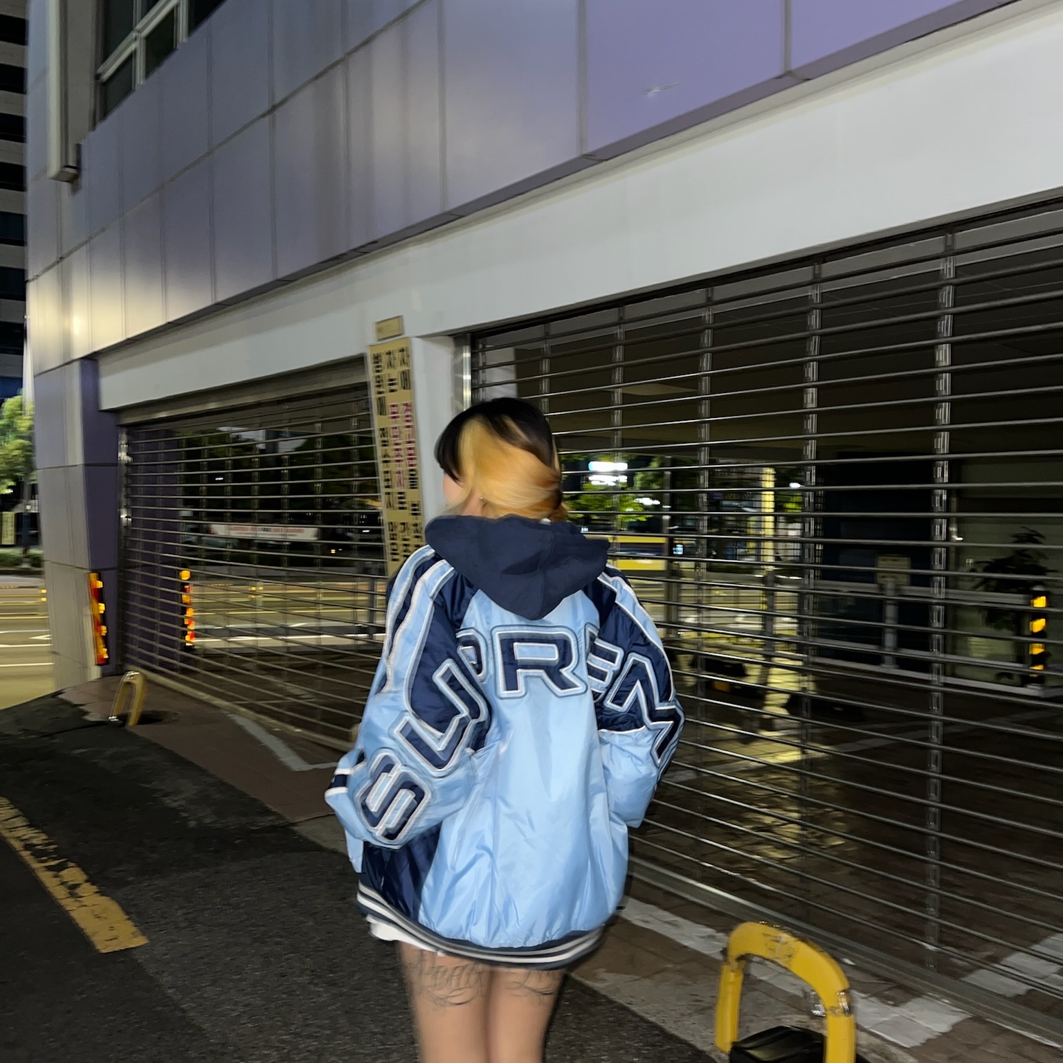 Supreme Hooded Stadium Jacket Blue - 24SS 착용 스타일 - 10