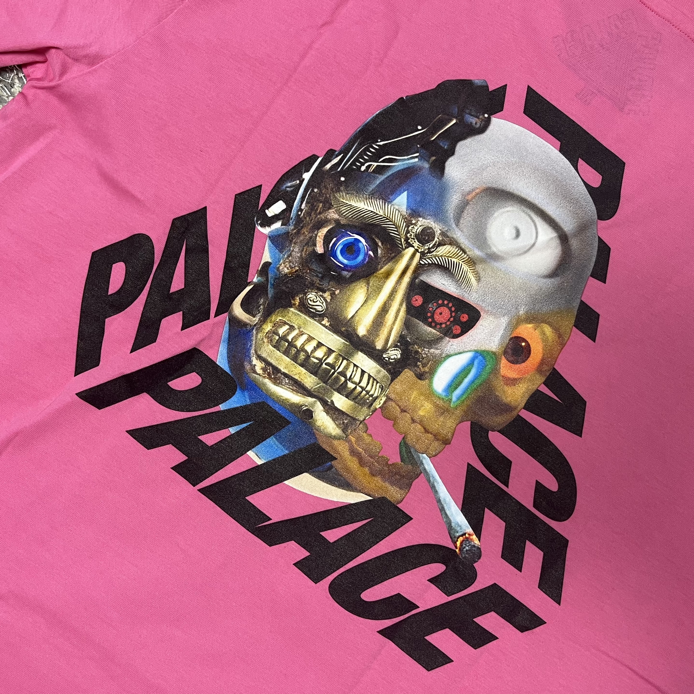 Palace Baked P-3 T-Shirt Fruity Pink - 24SS 착용 스타일