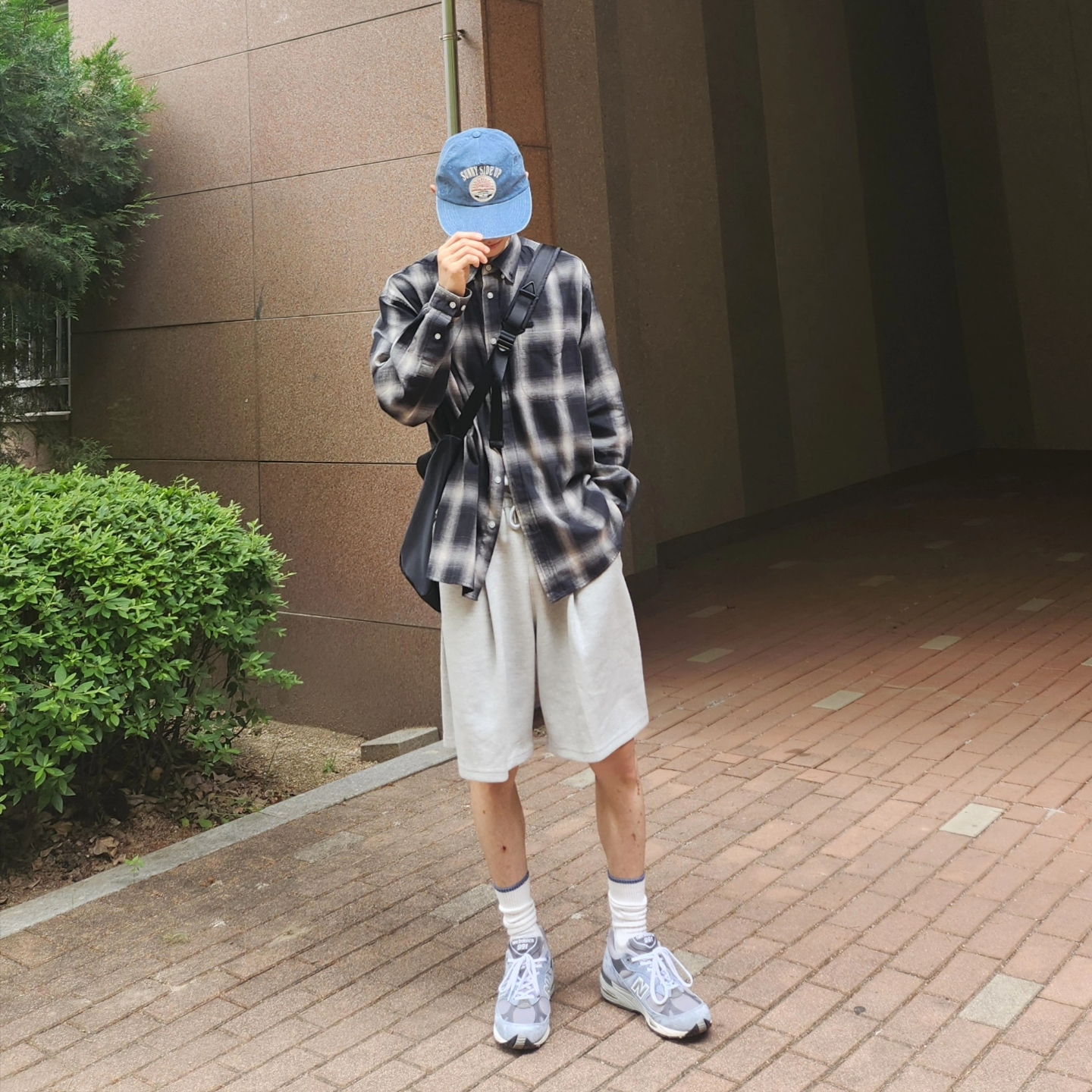 New Balance 991 Made in UK Dusty Blue 착용 스타일